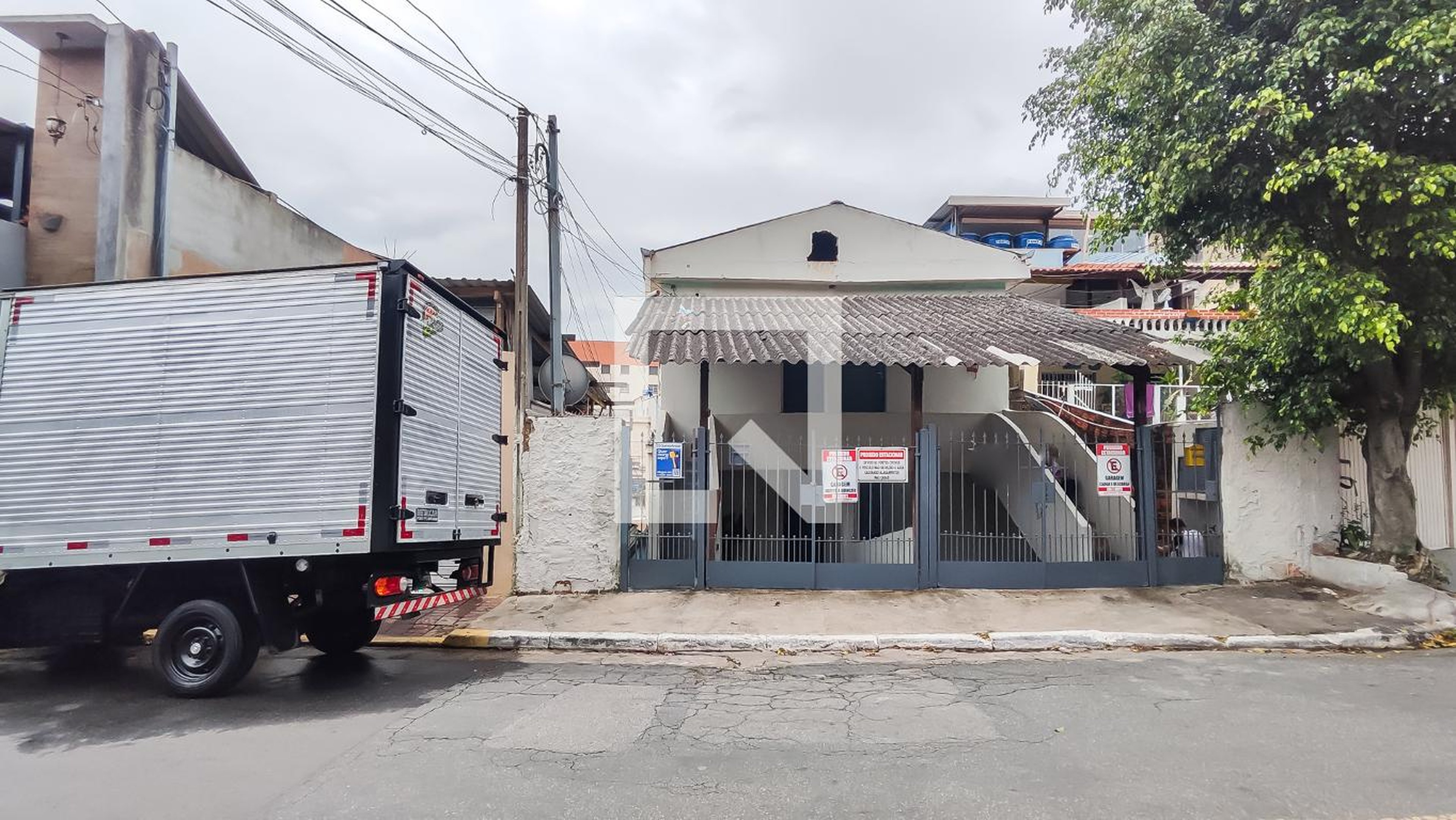 Fachada Condomínio em Rua Dom Bento Pickel, 735
