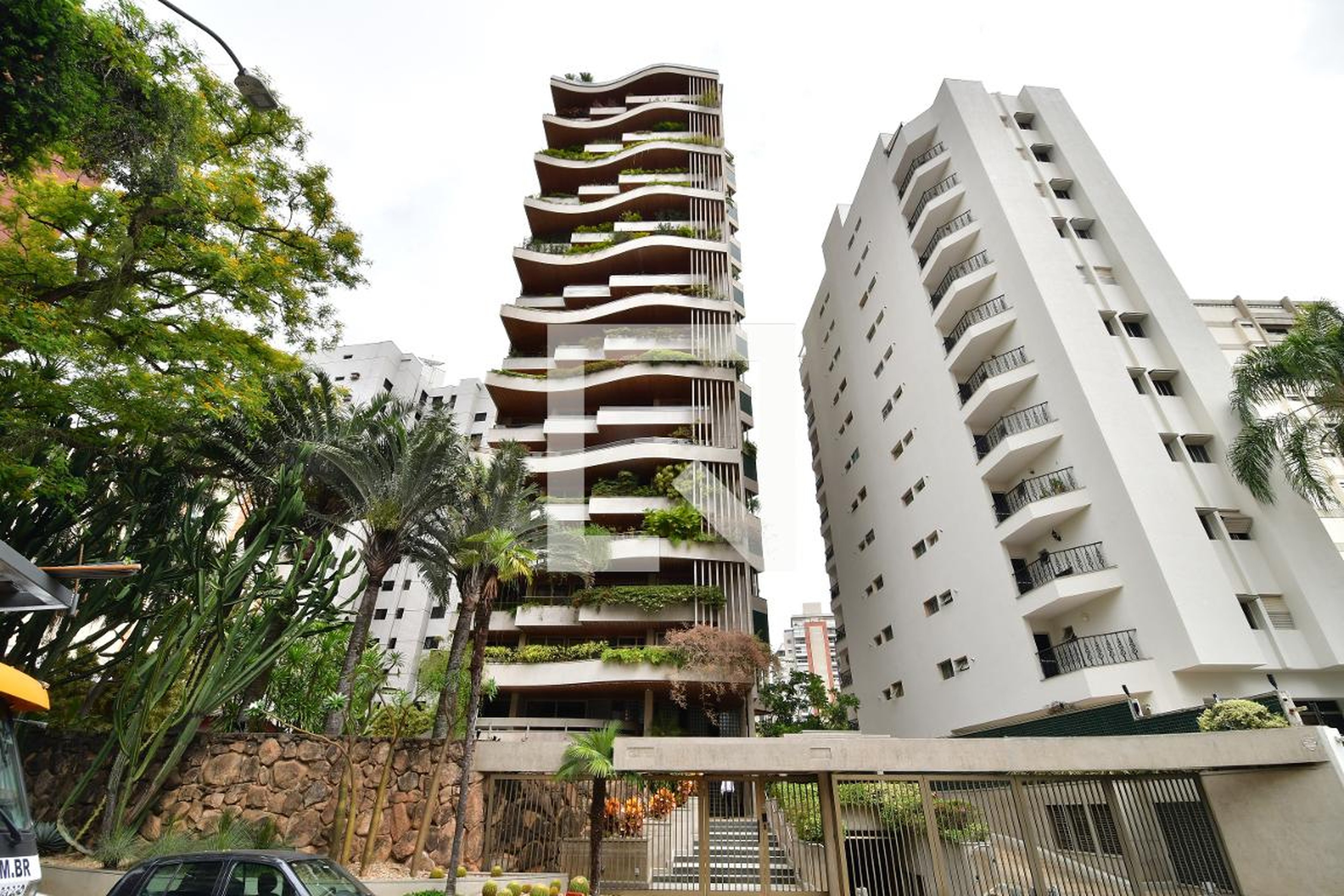 Fachada do Prédio Condomínio Plaza Beethoven