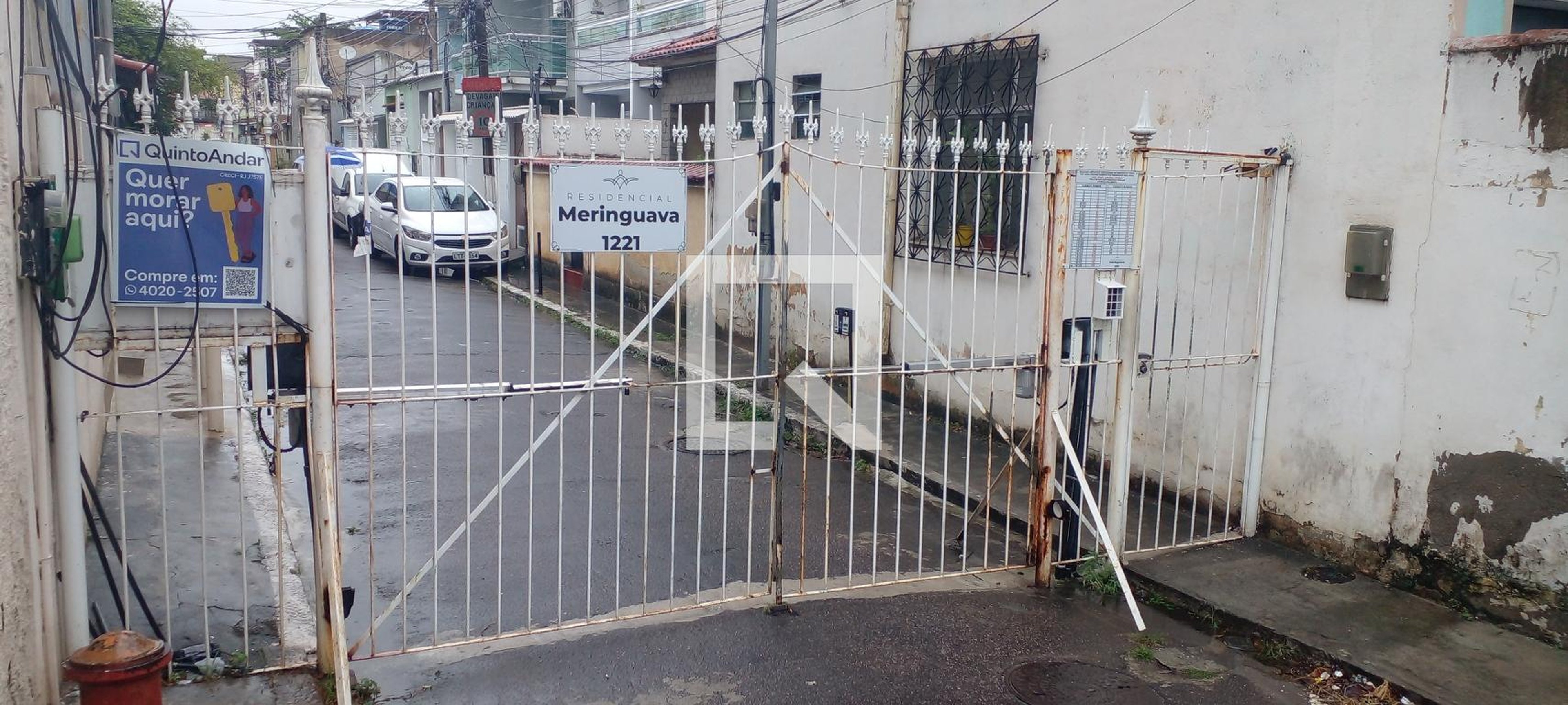 Fachada Condomínio Em Estrada Meringuava, 1221