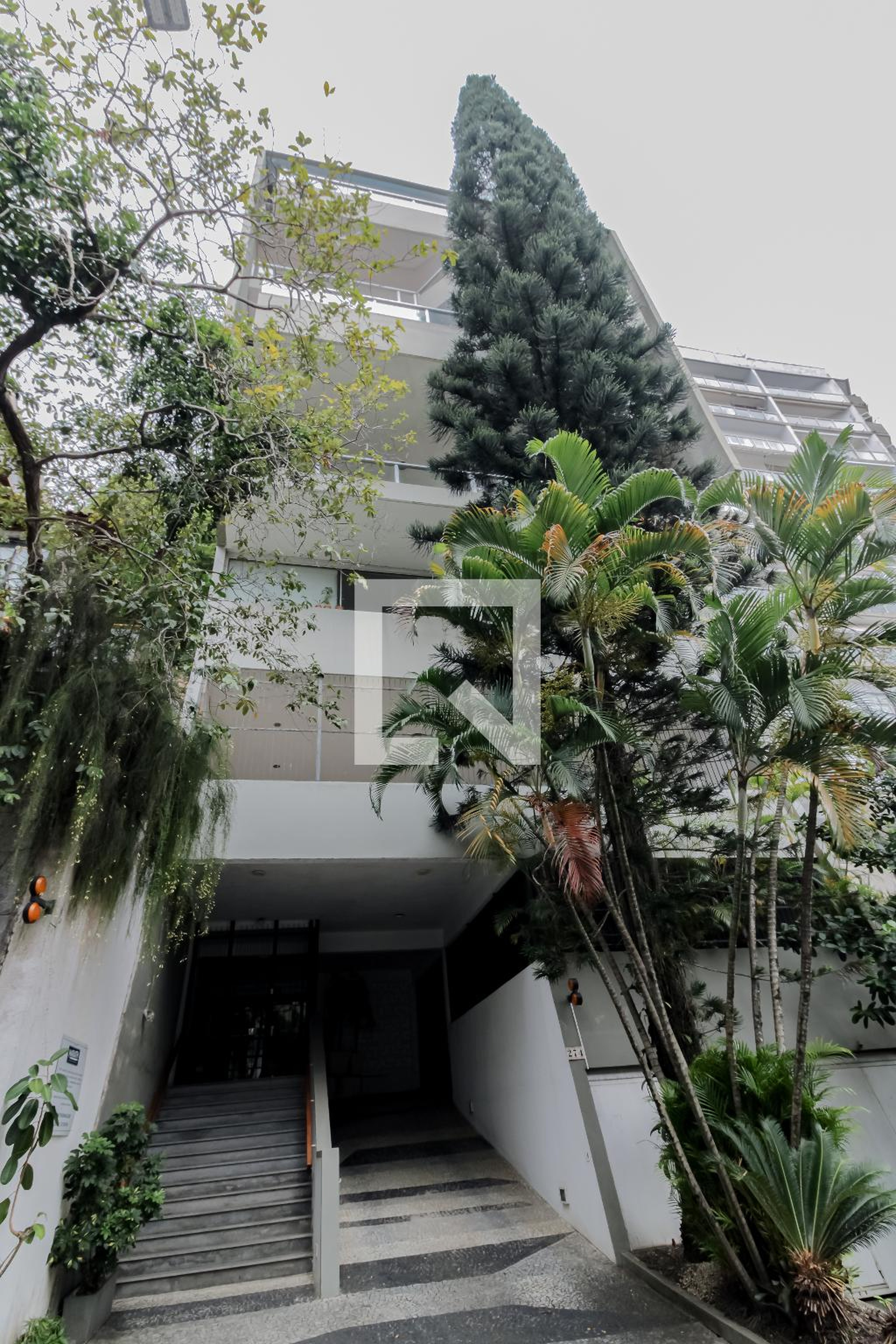 Fachada do Prédio Edifício Cambury