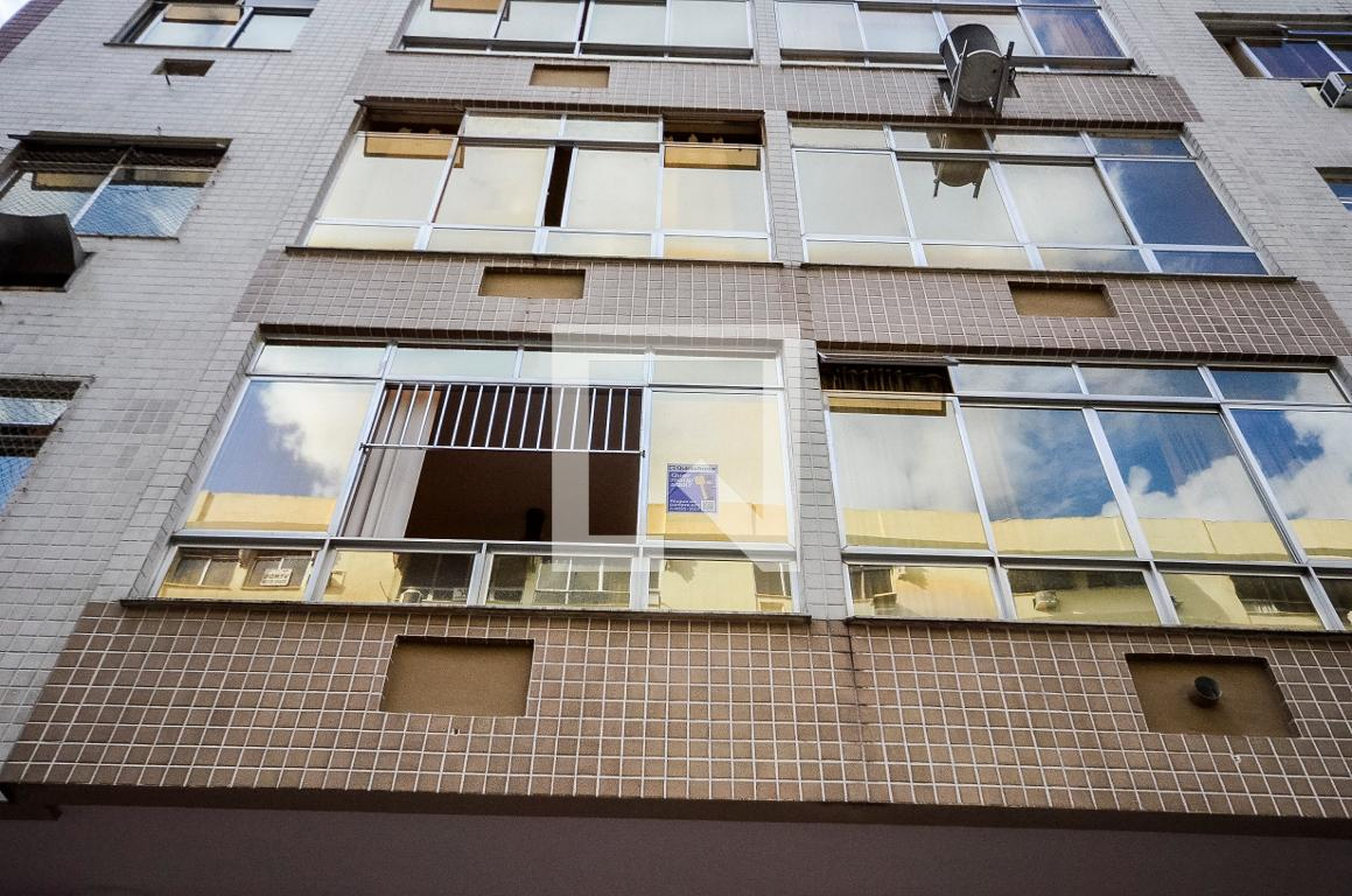 Fachada Condomínio em Rua Engenheiro Ernani Cotrin, 90