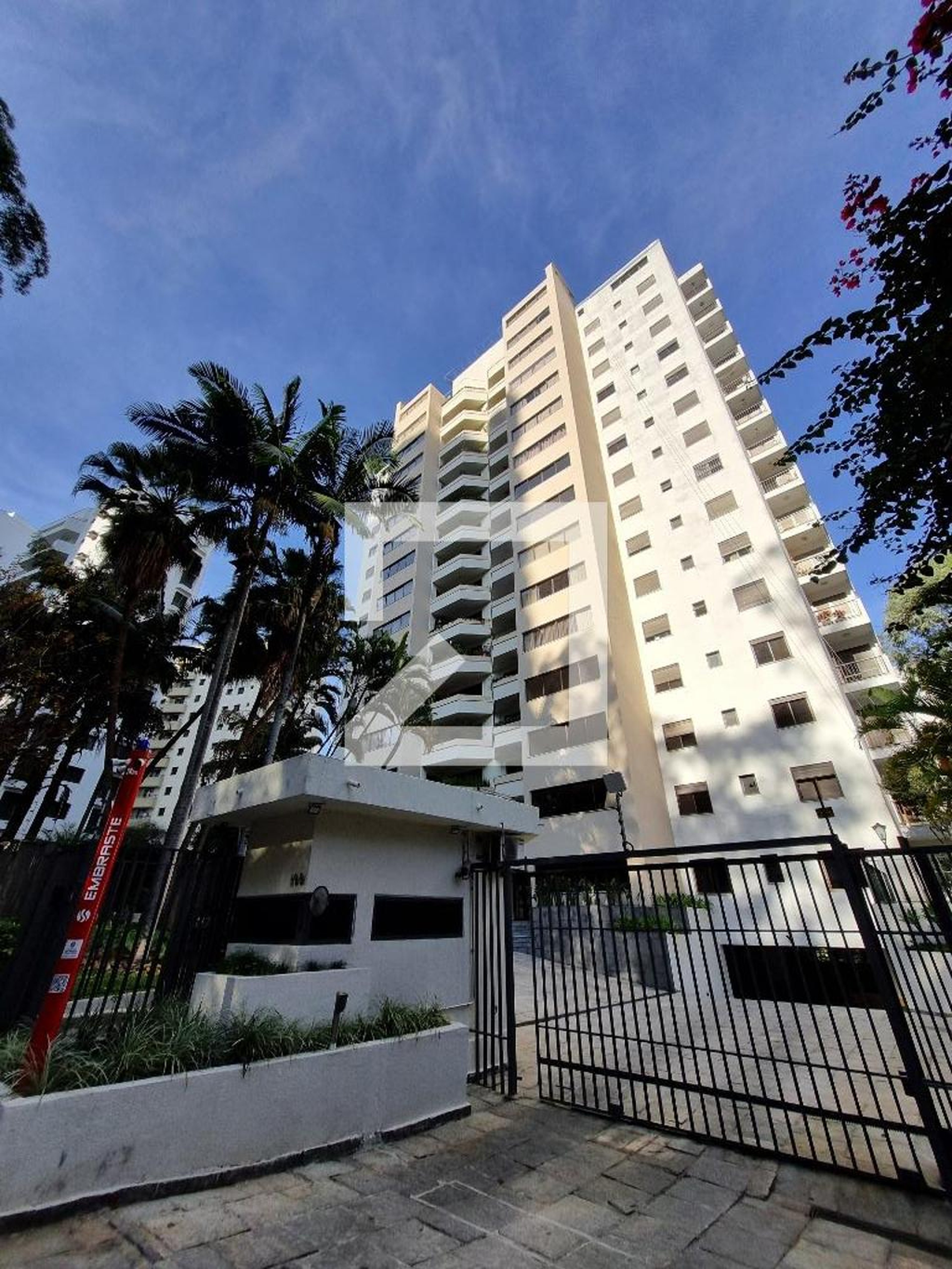 Fachada Condomínio Hyde Park