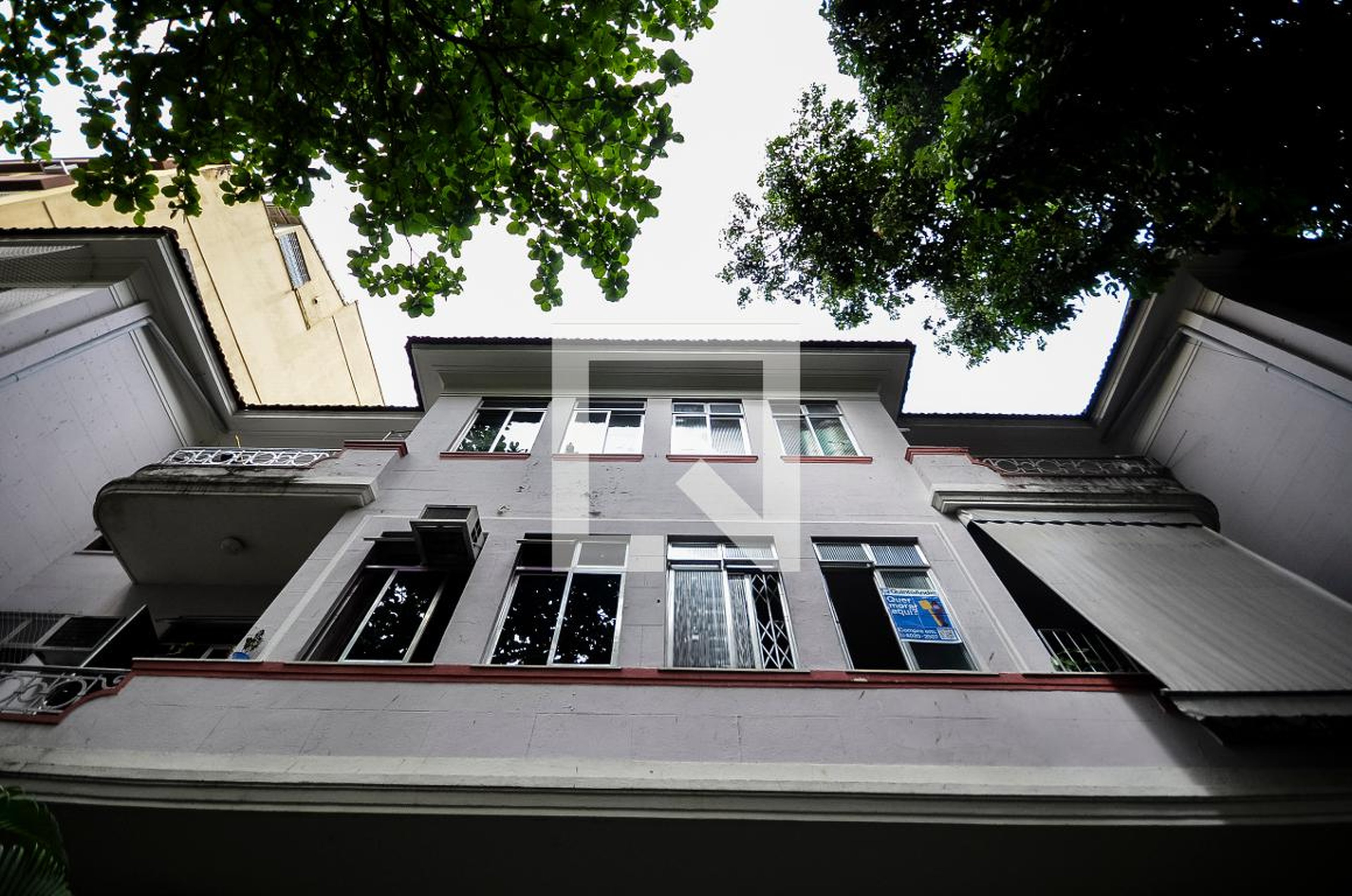 Fachada Condomínio em Rua Visconde de Abaeté, 114