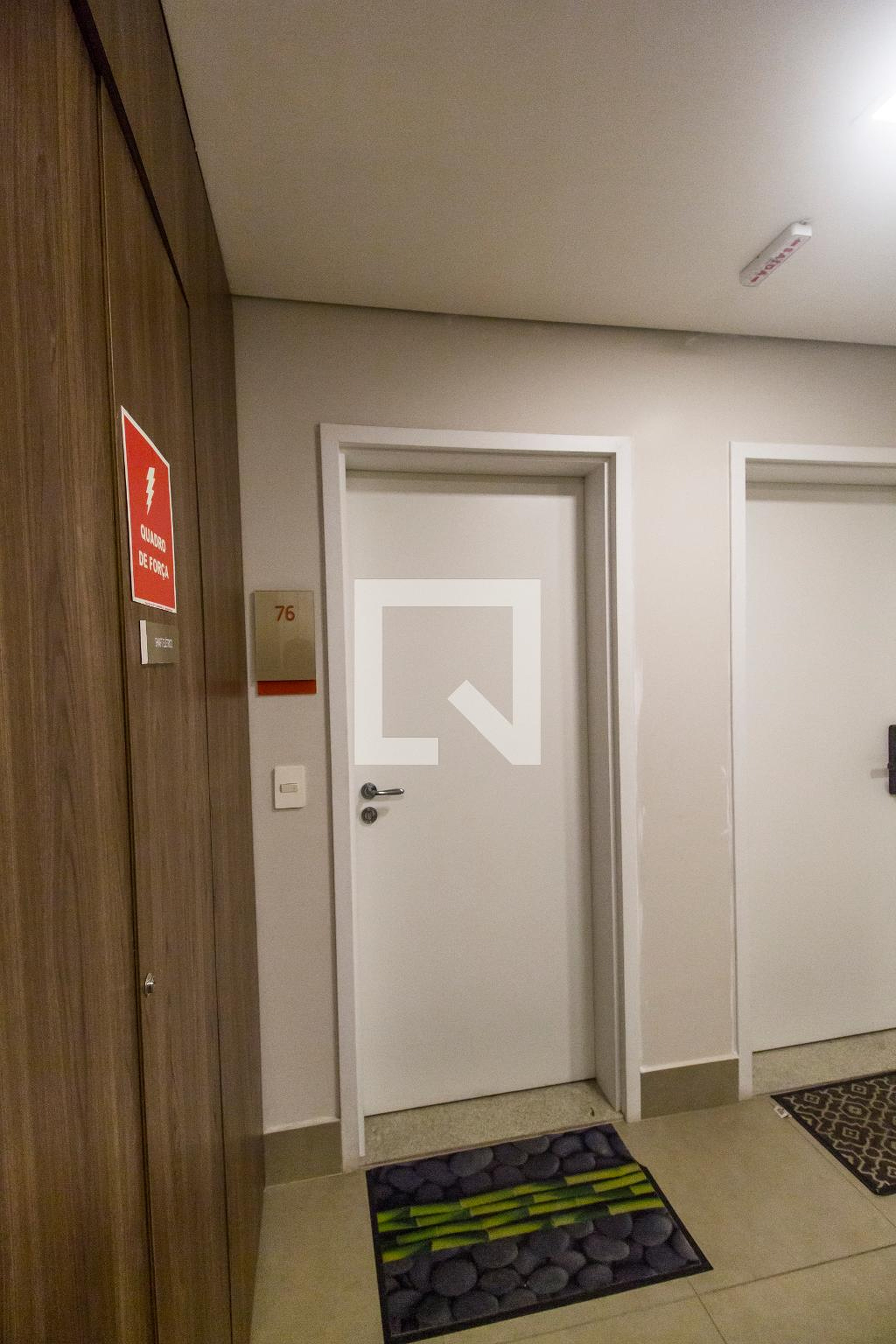 Entrada Condomínio em Avenida Trindade, 464