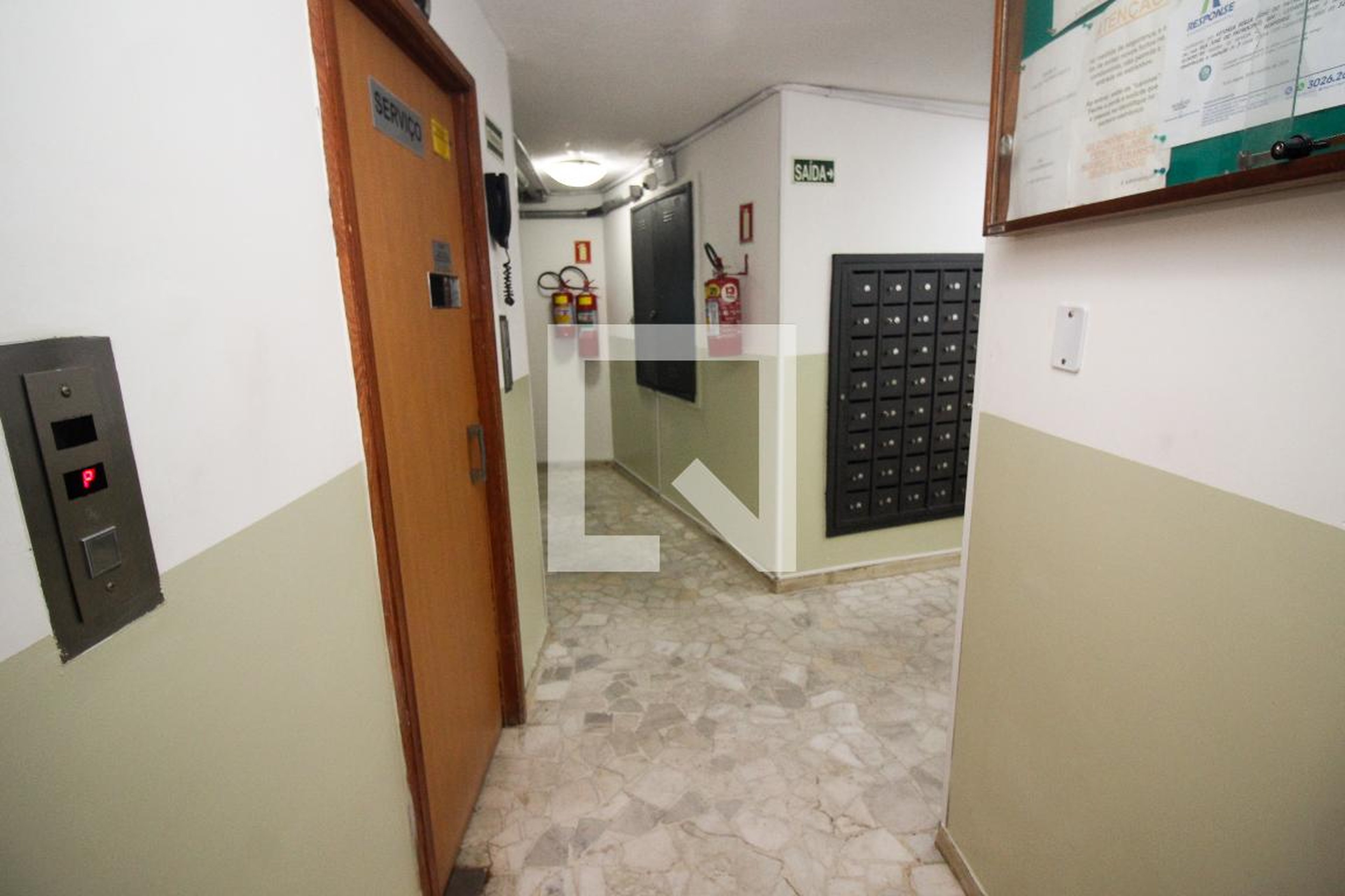 Hall de entrada - Edifício Vitória Régia