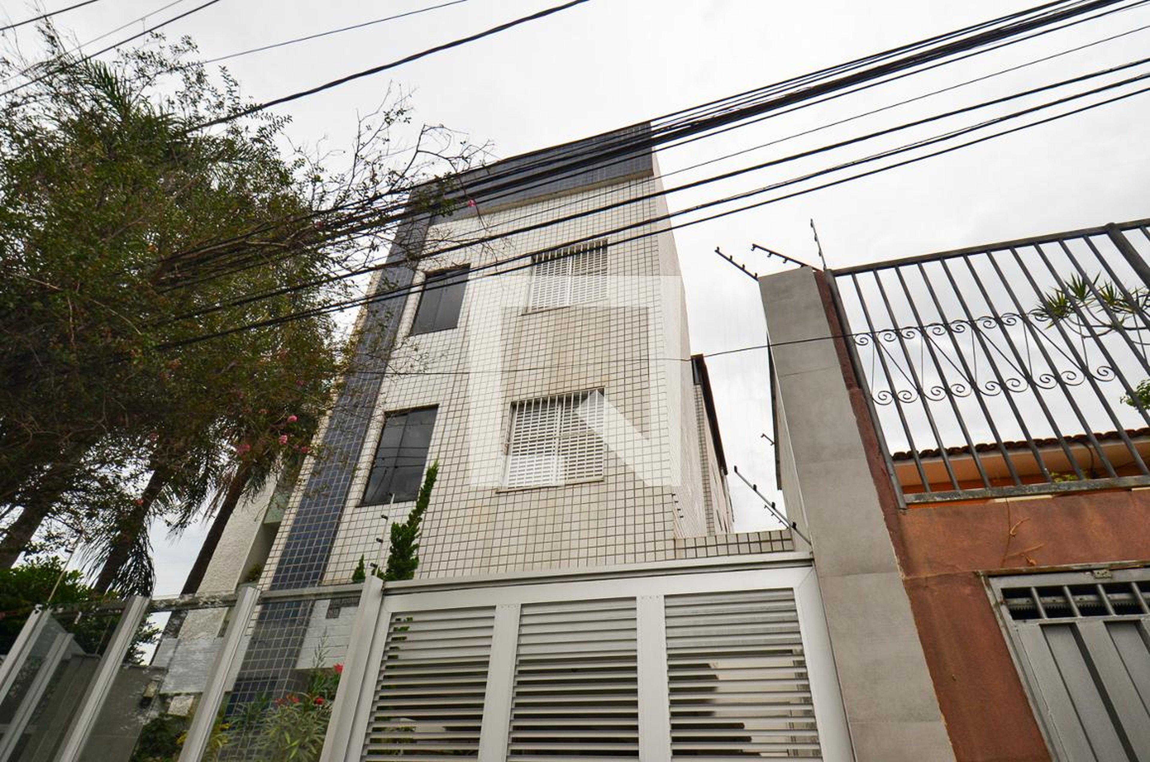 Fachada Condomínio em Rua Salinas, 2438