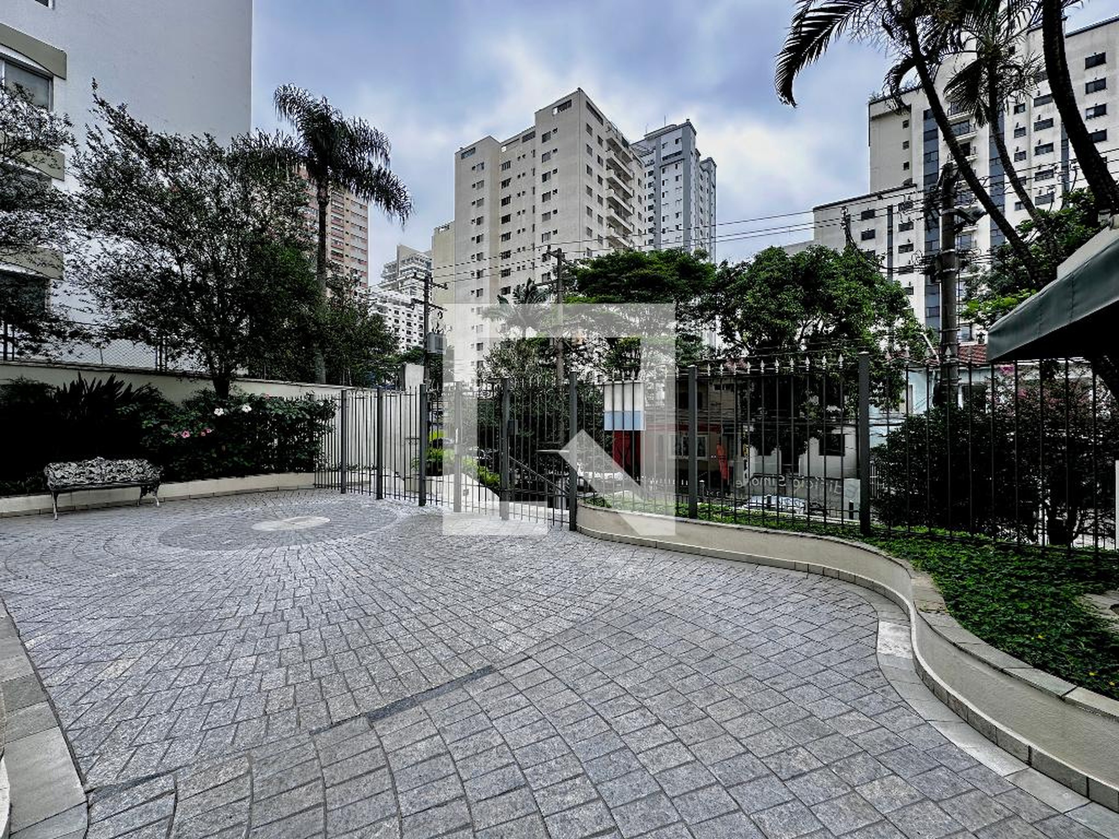 Entrada - Edifício Simone