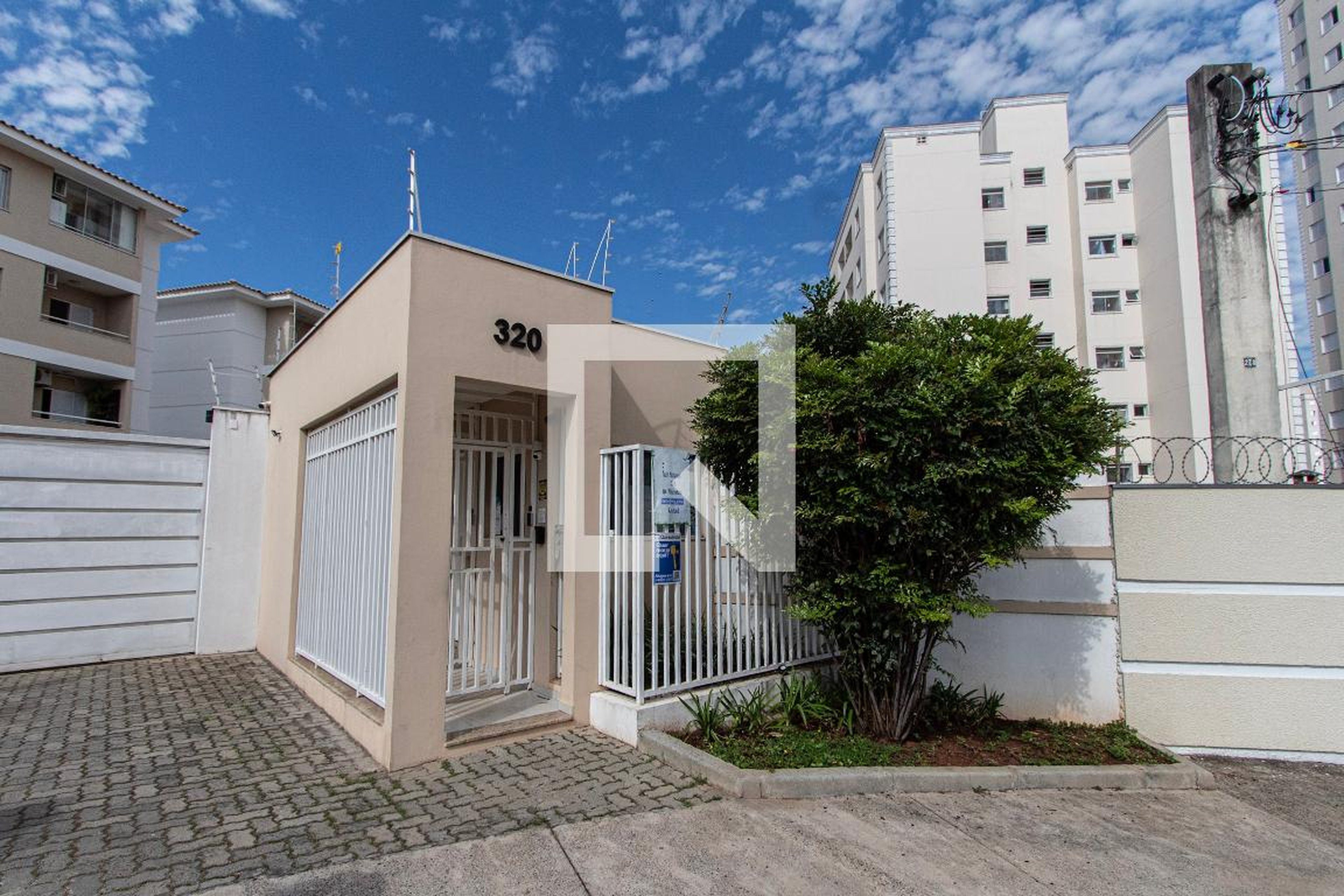 Fachada Residencial Quatro Estações
