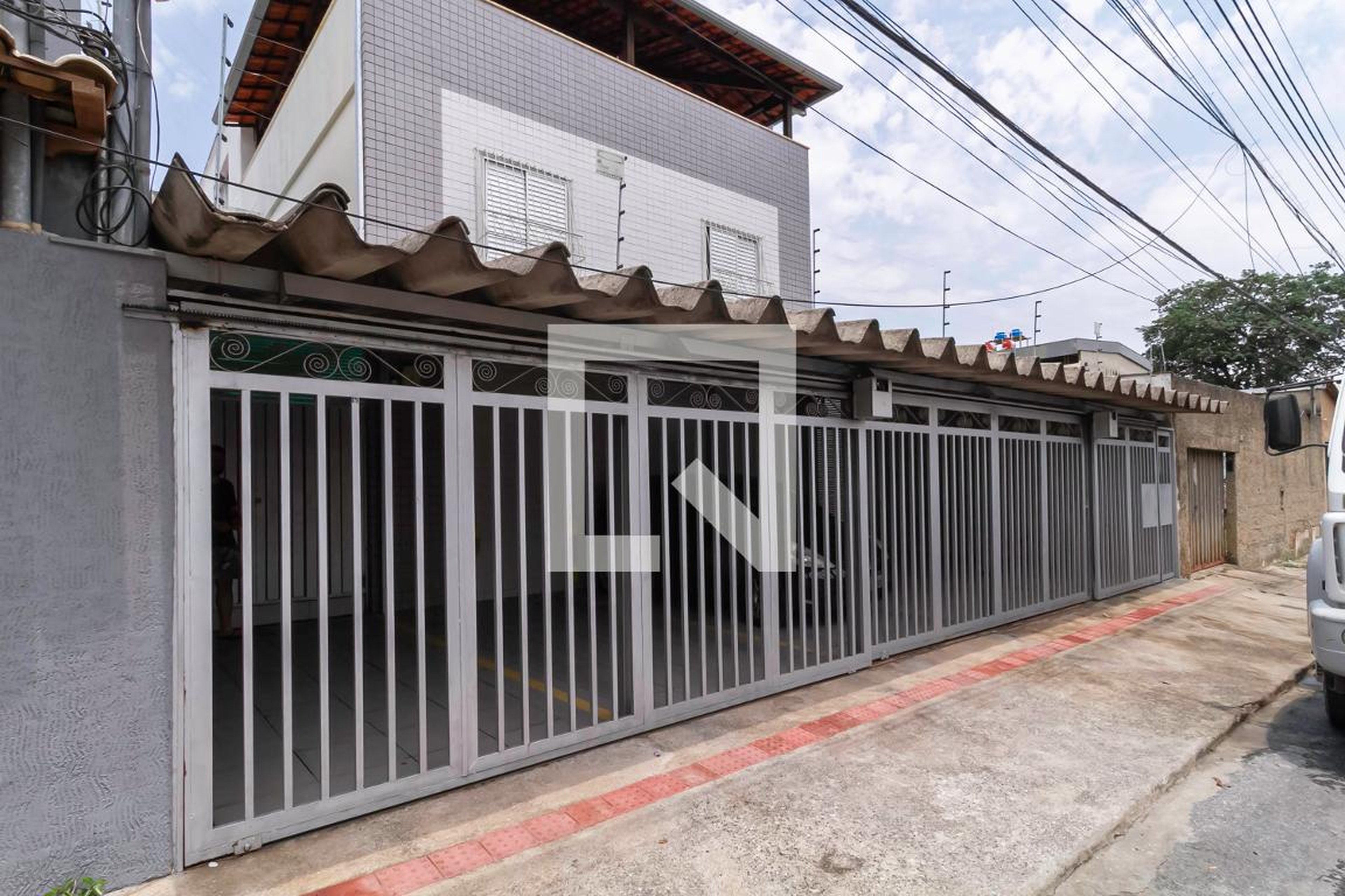 Fachada Condomínio em Rua Professor Teodoro Vaz, 180