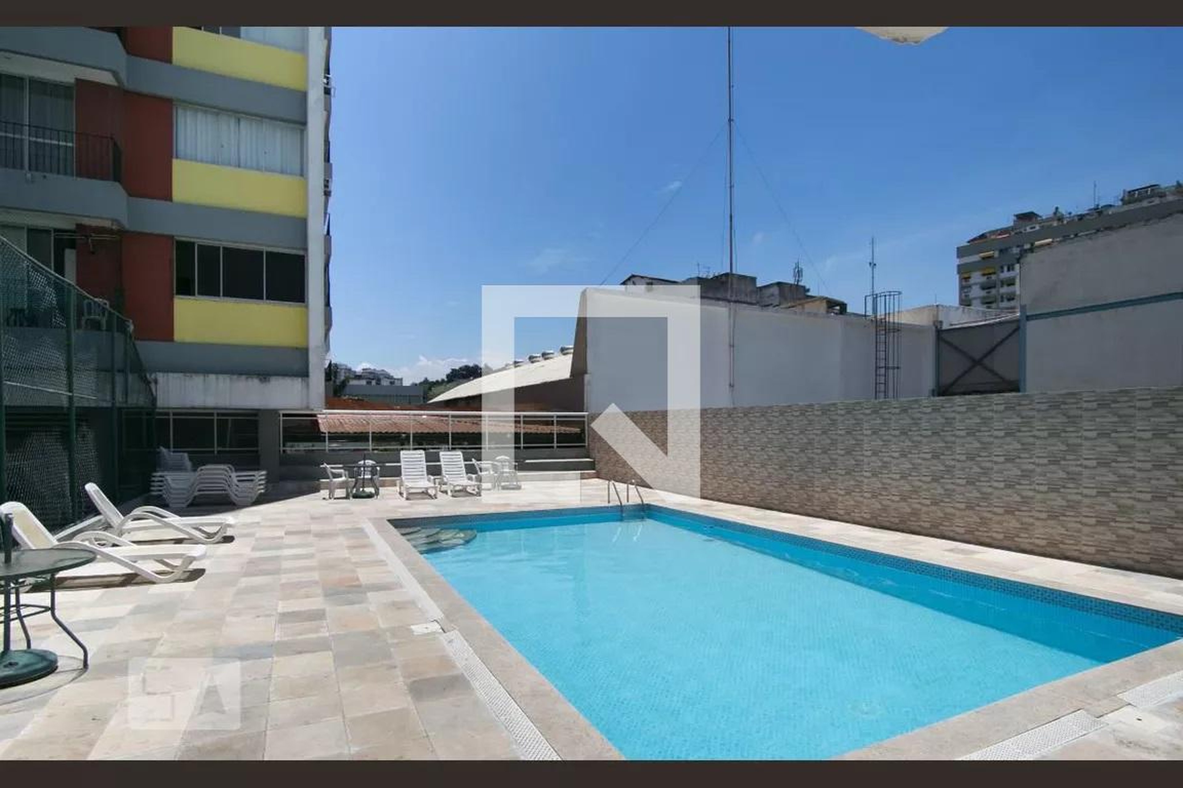 Piscina - Edifício Tijuca Antiga