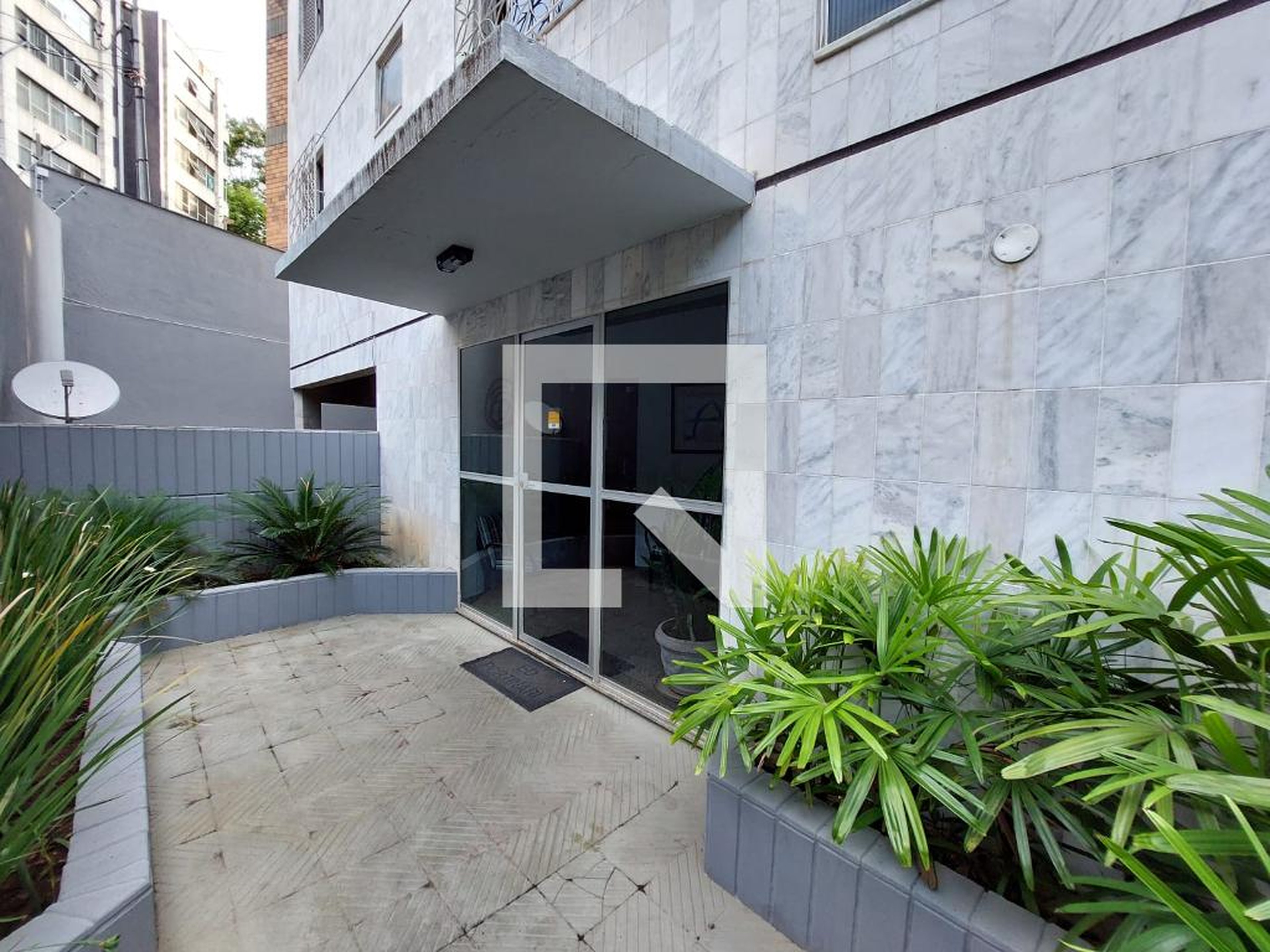 Entrada - Edifício Portinari