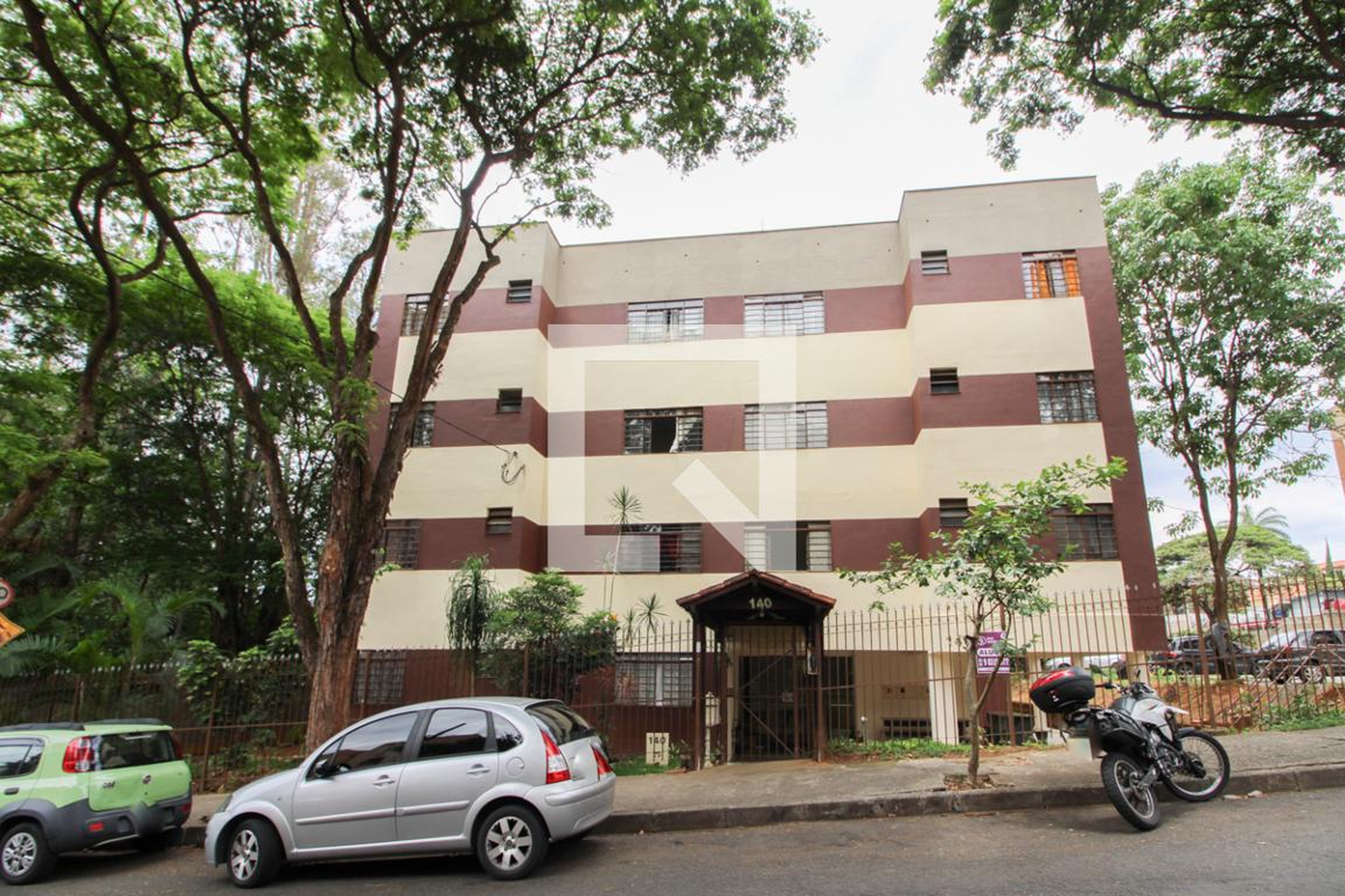 Fachada Condomínio em Rua Deputado Augusto Gonçalves, 140