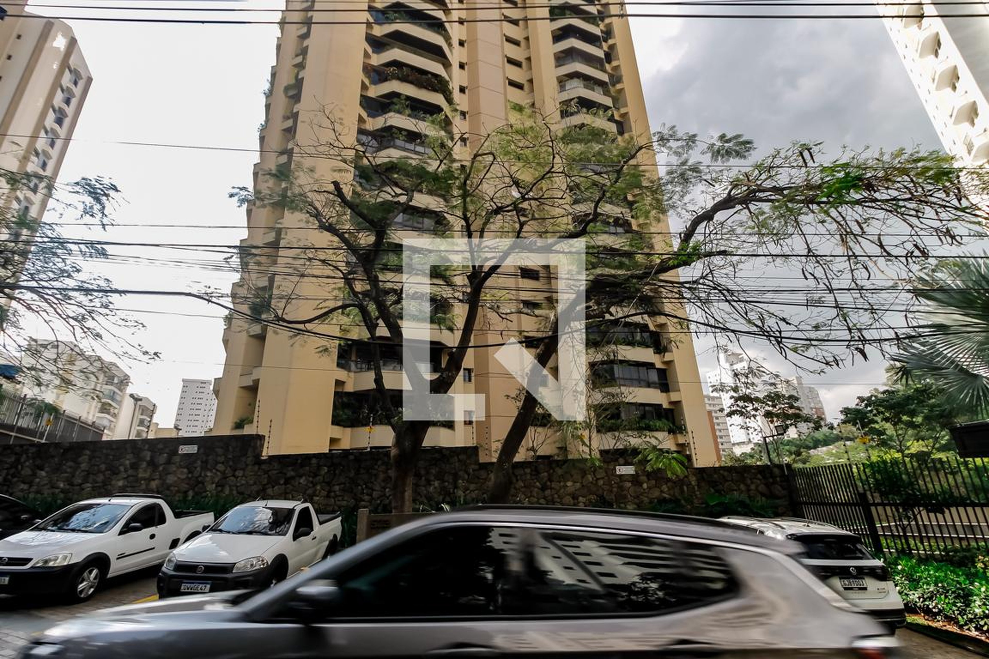 Fachada do Prédio Condomínio Madson Square Garden