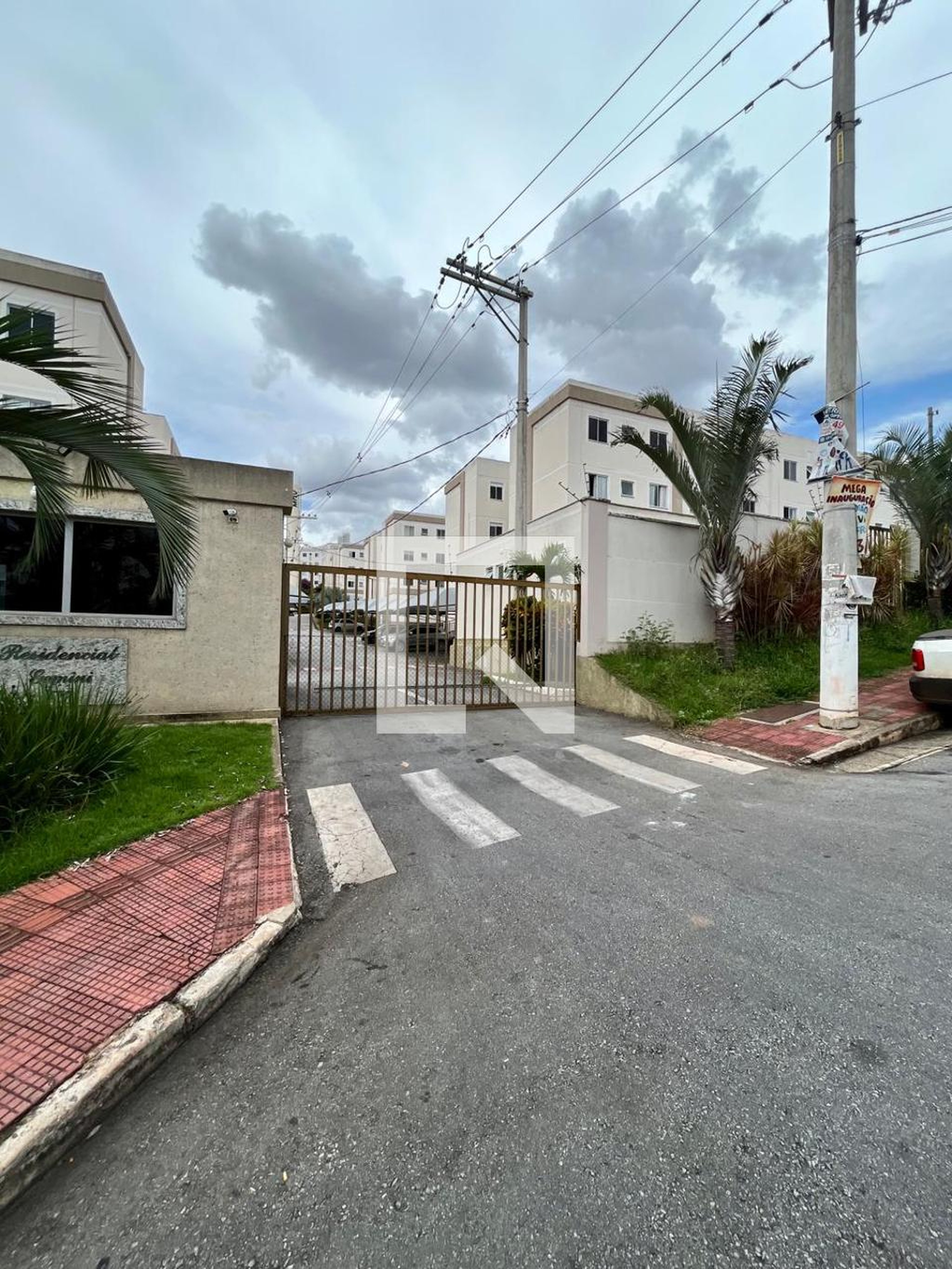 Fachada Condomínio em Rua Felipe Moura, 570