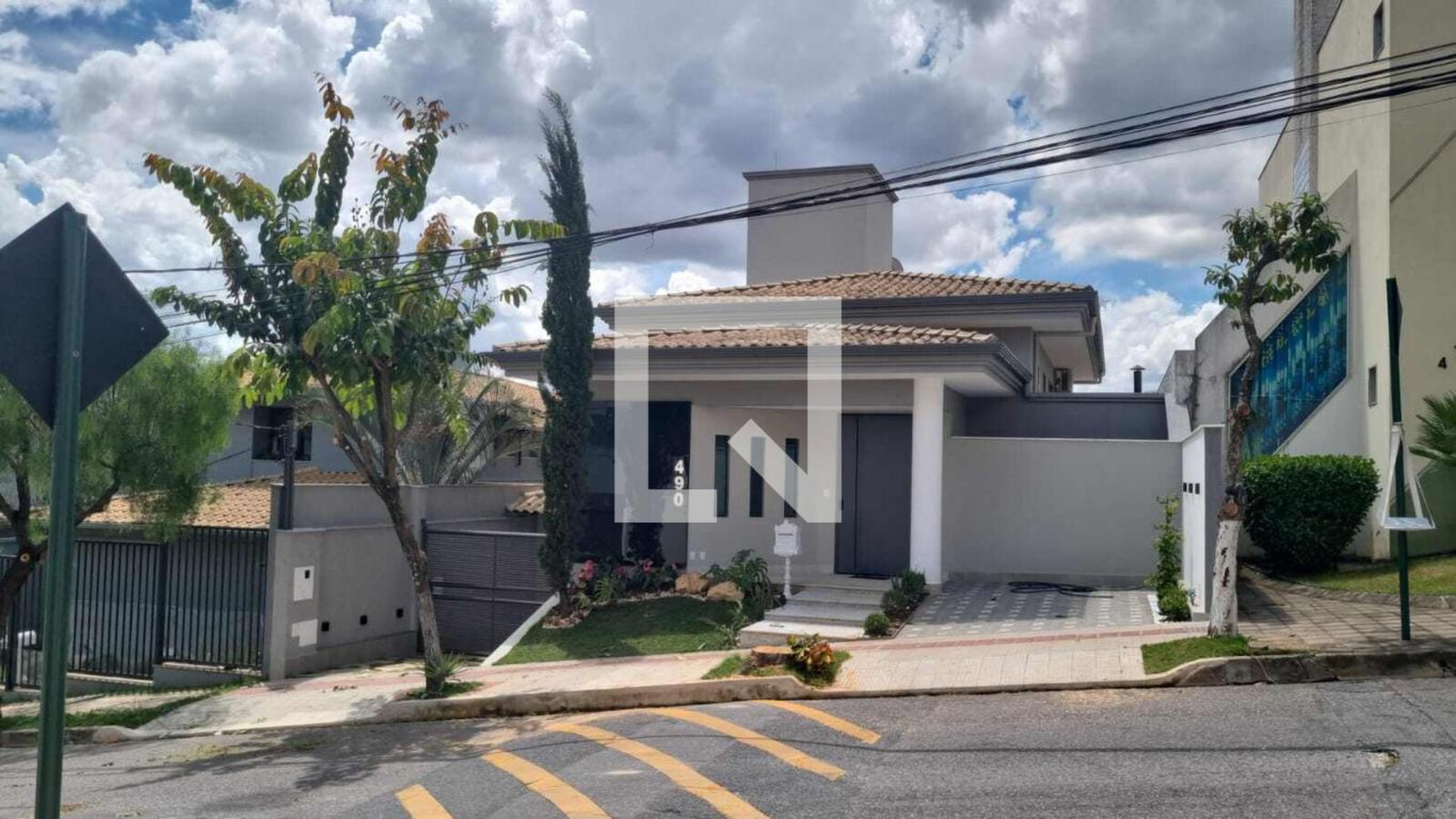 Fachada Condomínio em Rua José Alexandre Ferreira, 490