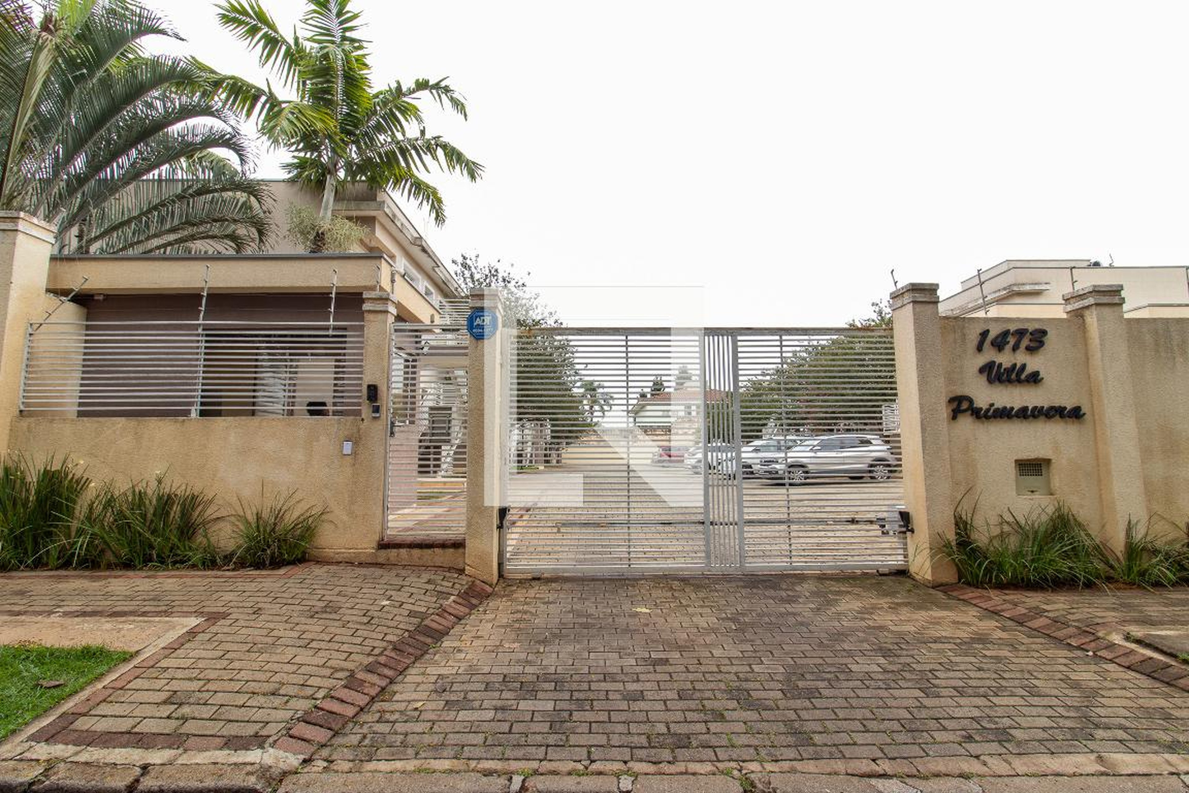 Fachada Residencial Villa Primavera