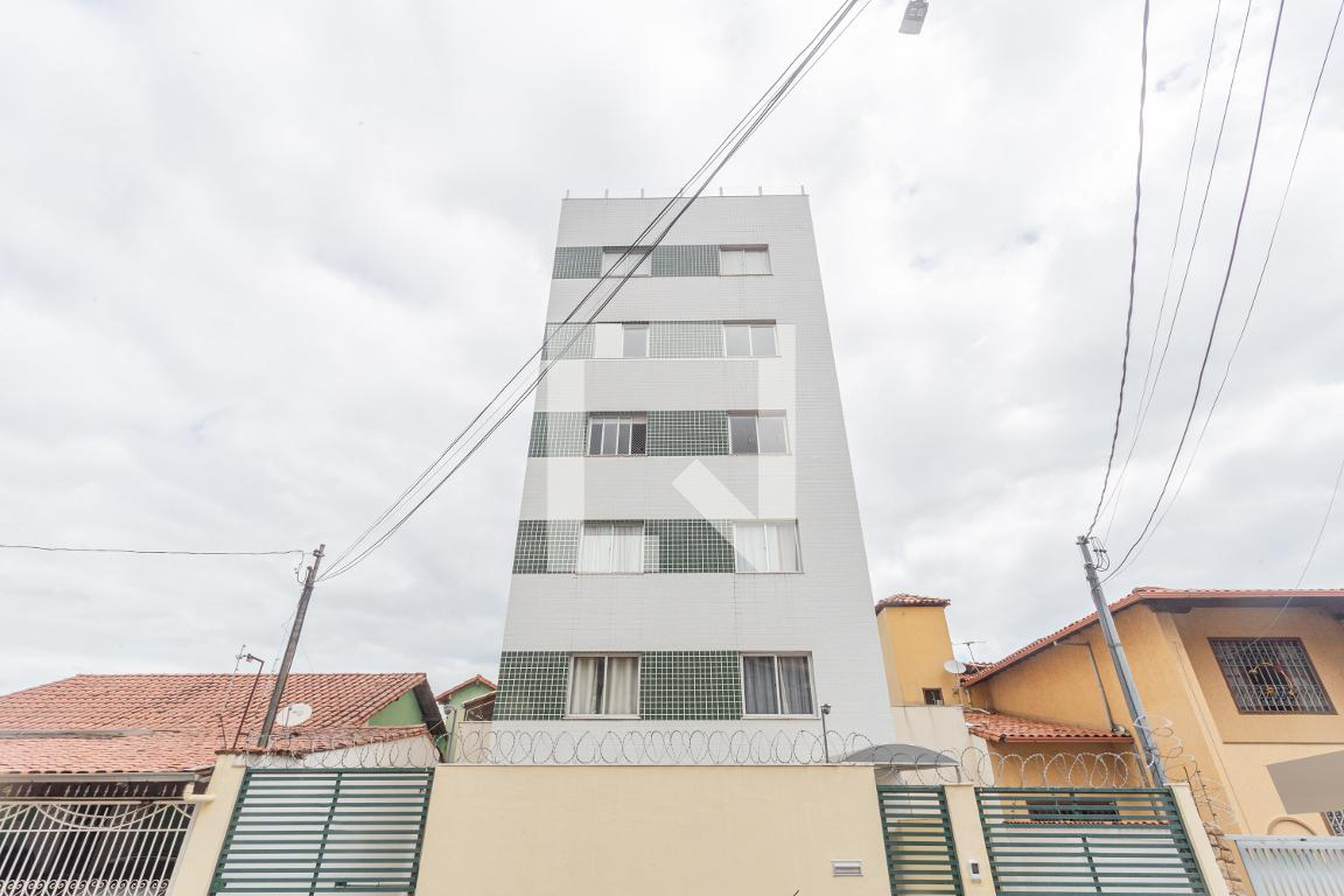 Fachada Condomínio em Rua Demeter, 175