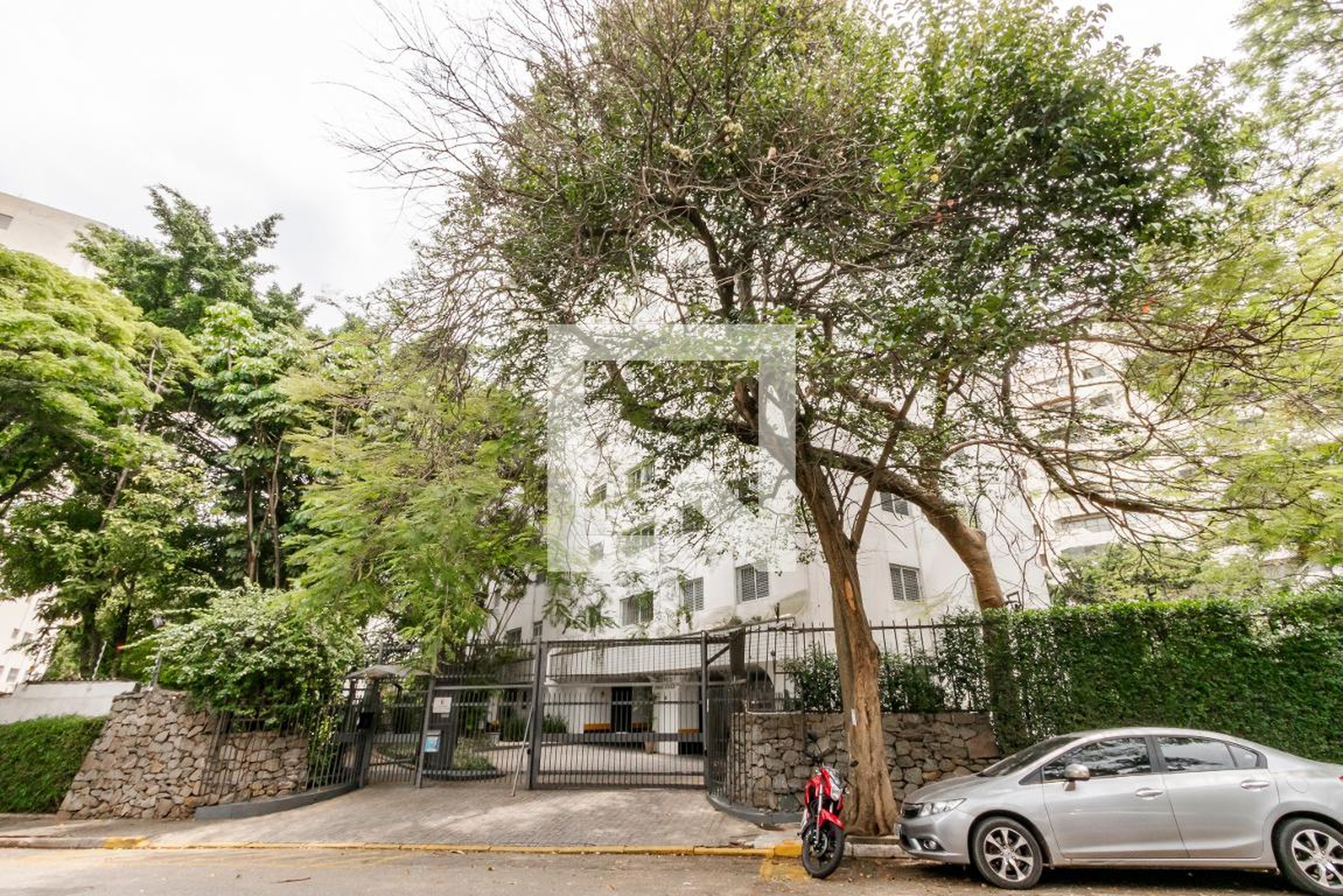 Fachada Edifício Orquídeas