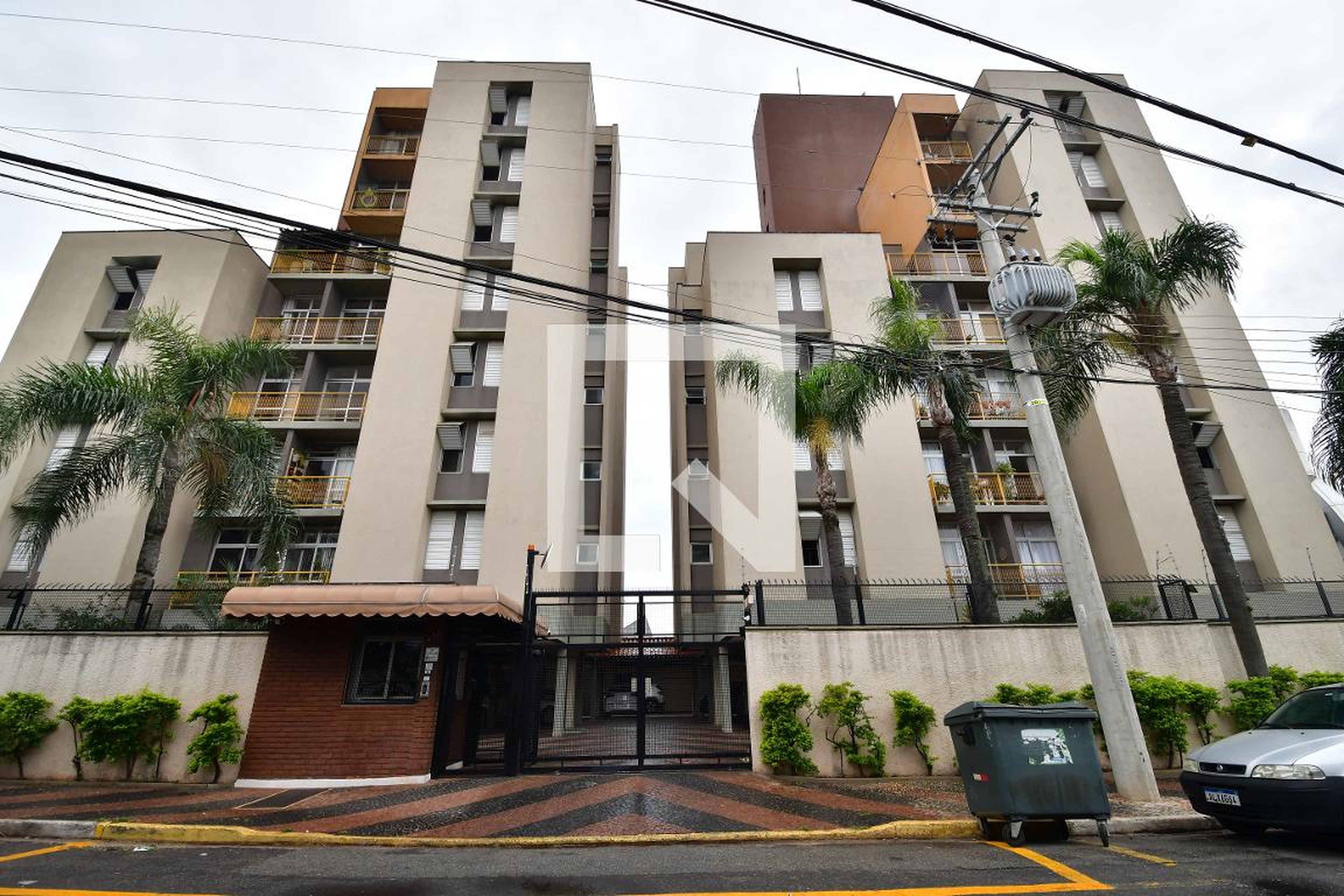 Fachada do Prédio Condomínio em Rua Mns Manoel Corrêa Macedo, 114