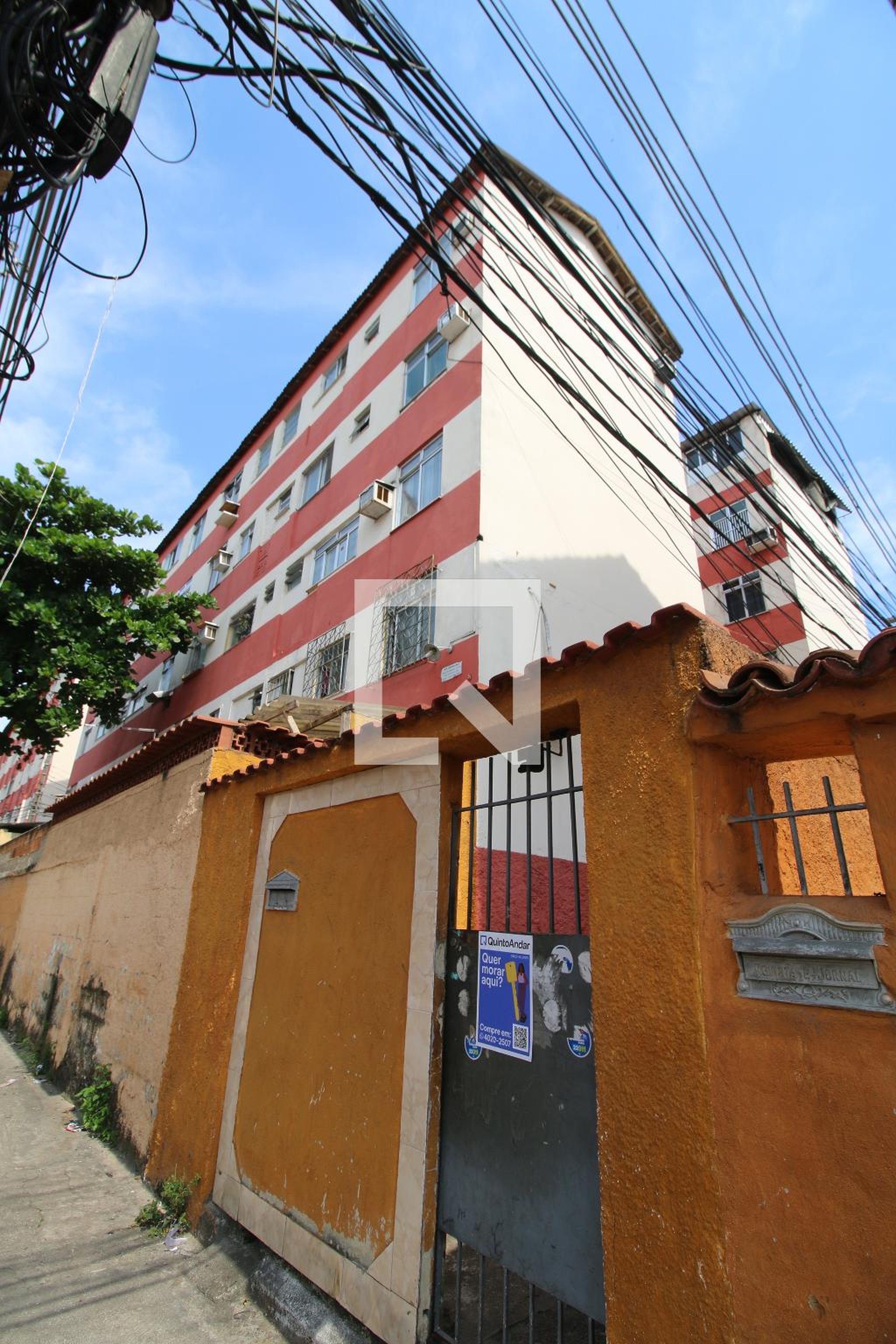 Fachada do Prédio Condomínio em Rua Guaporé, 411