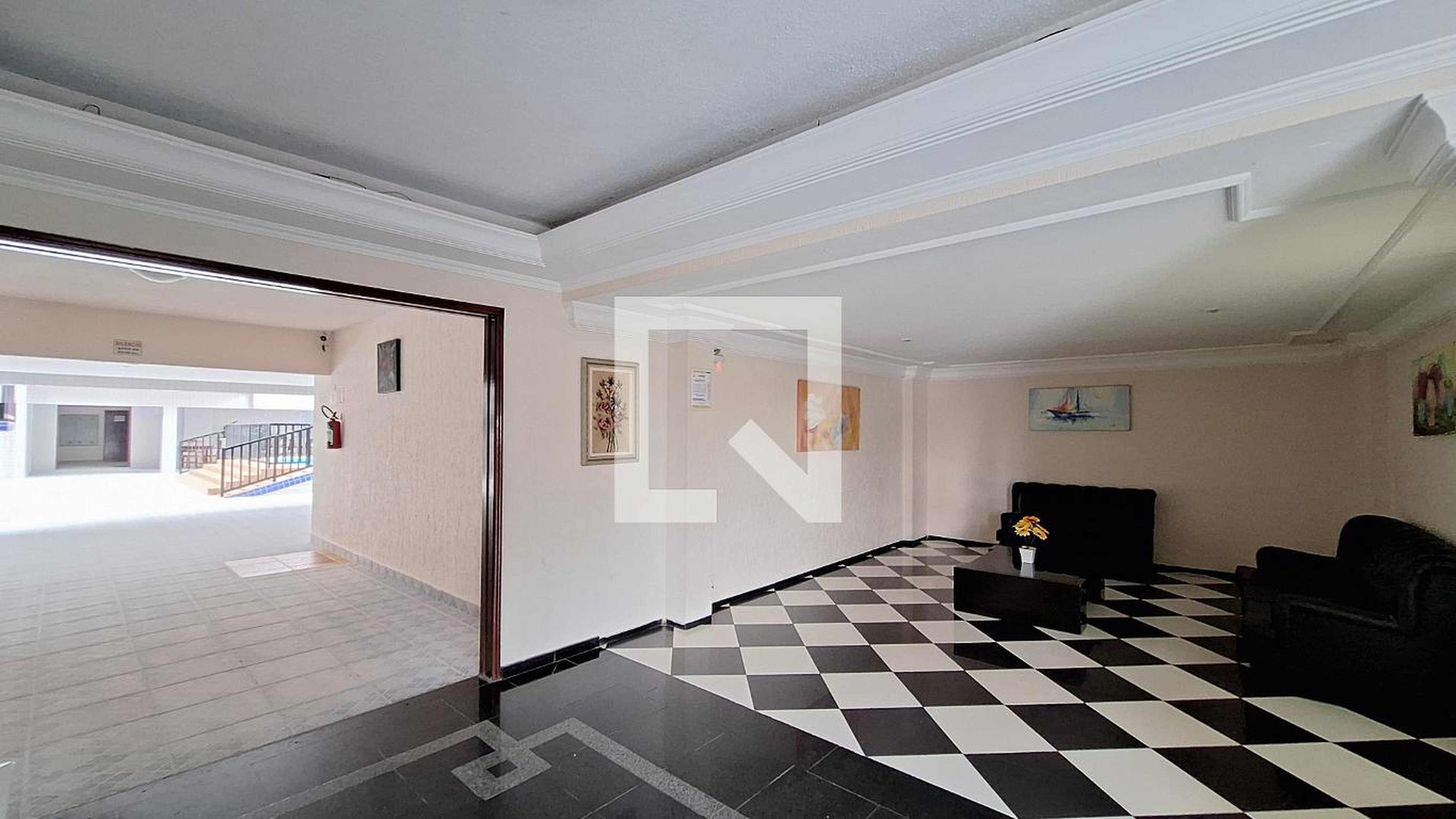 Hall de entrada - Baleares