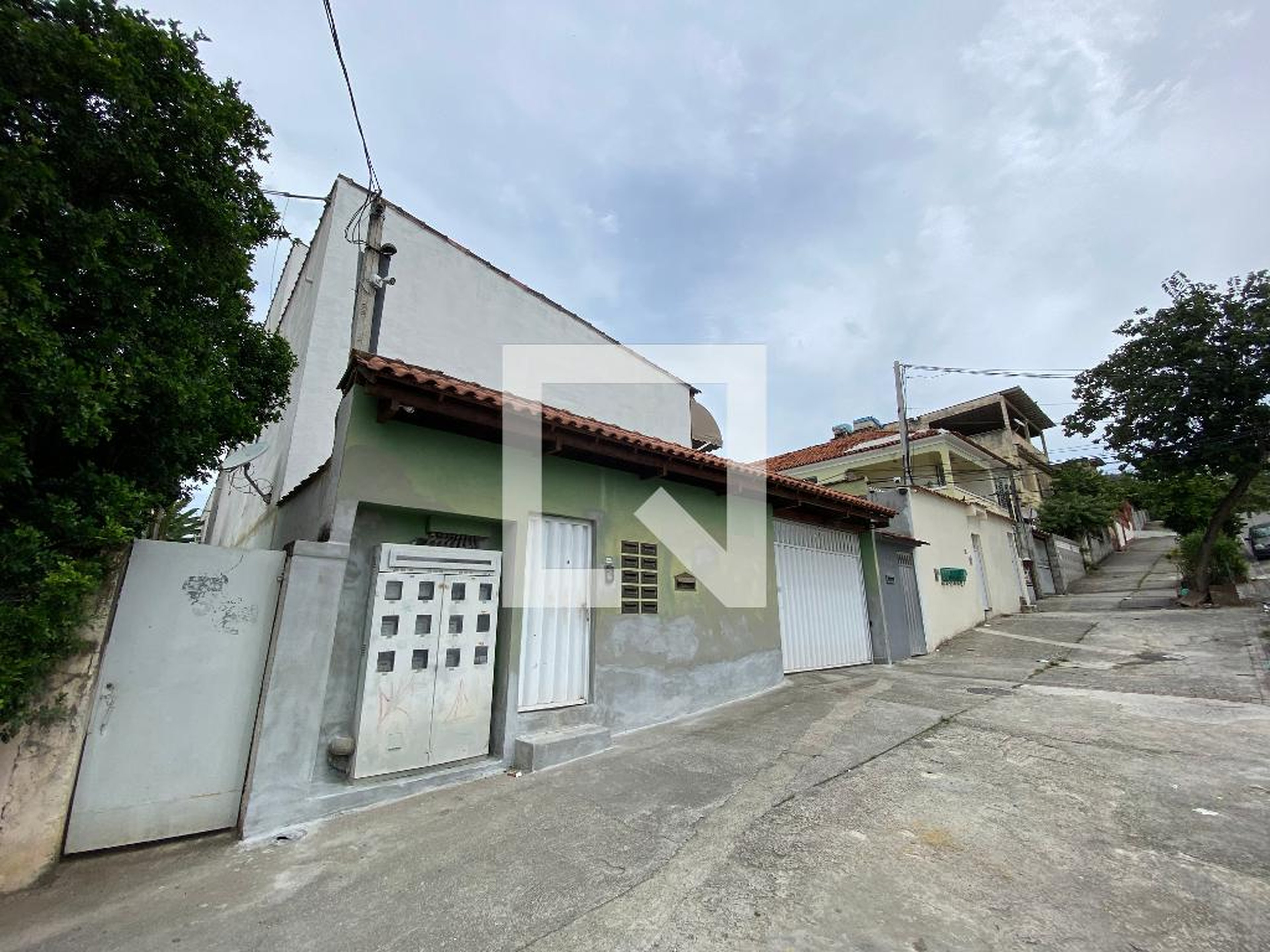 Fachada Condomínio em Rua Duarte Teixeira, 103