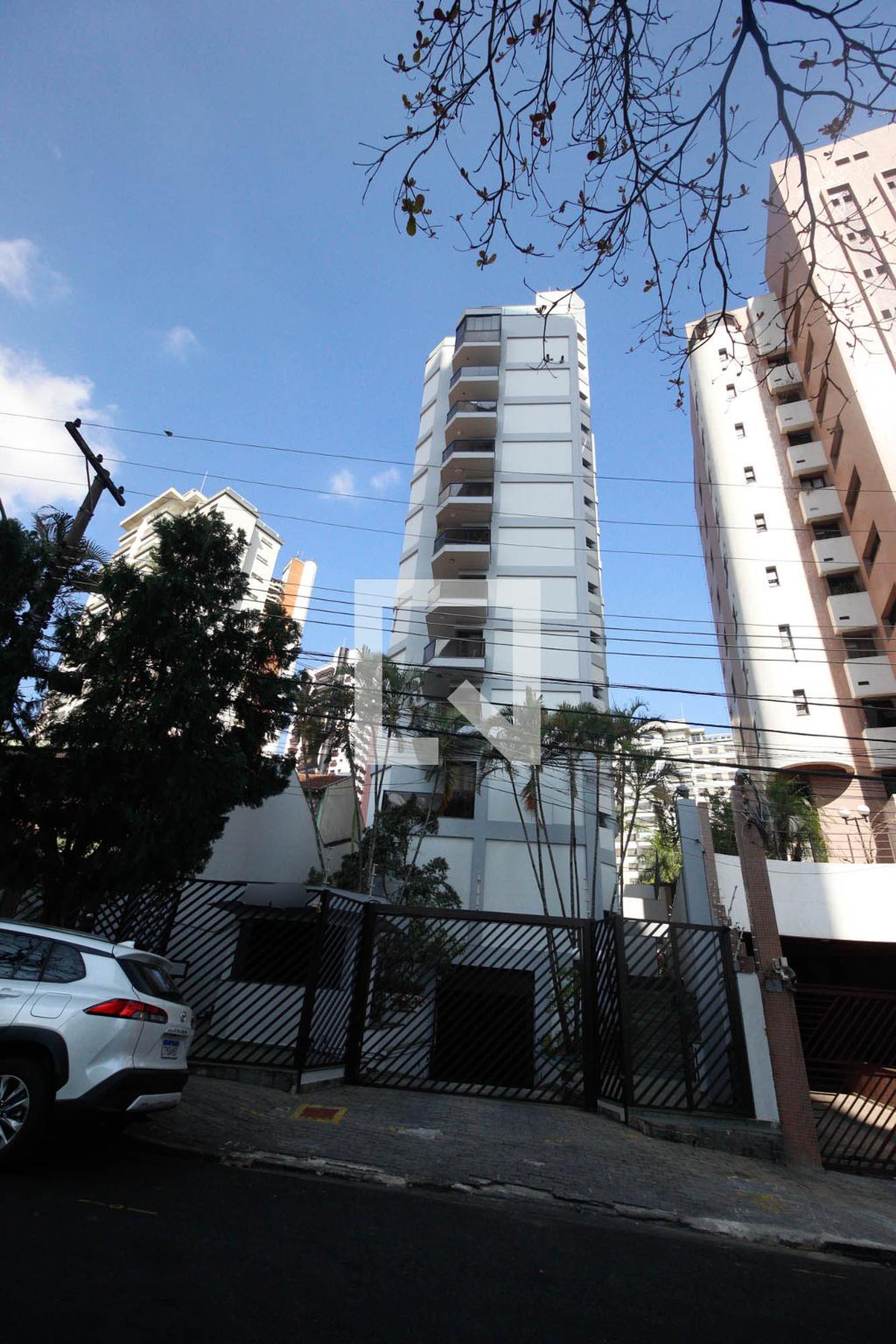 Fachada Edifício Poesy