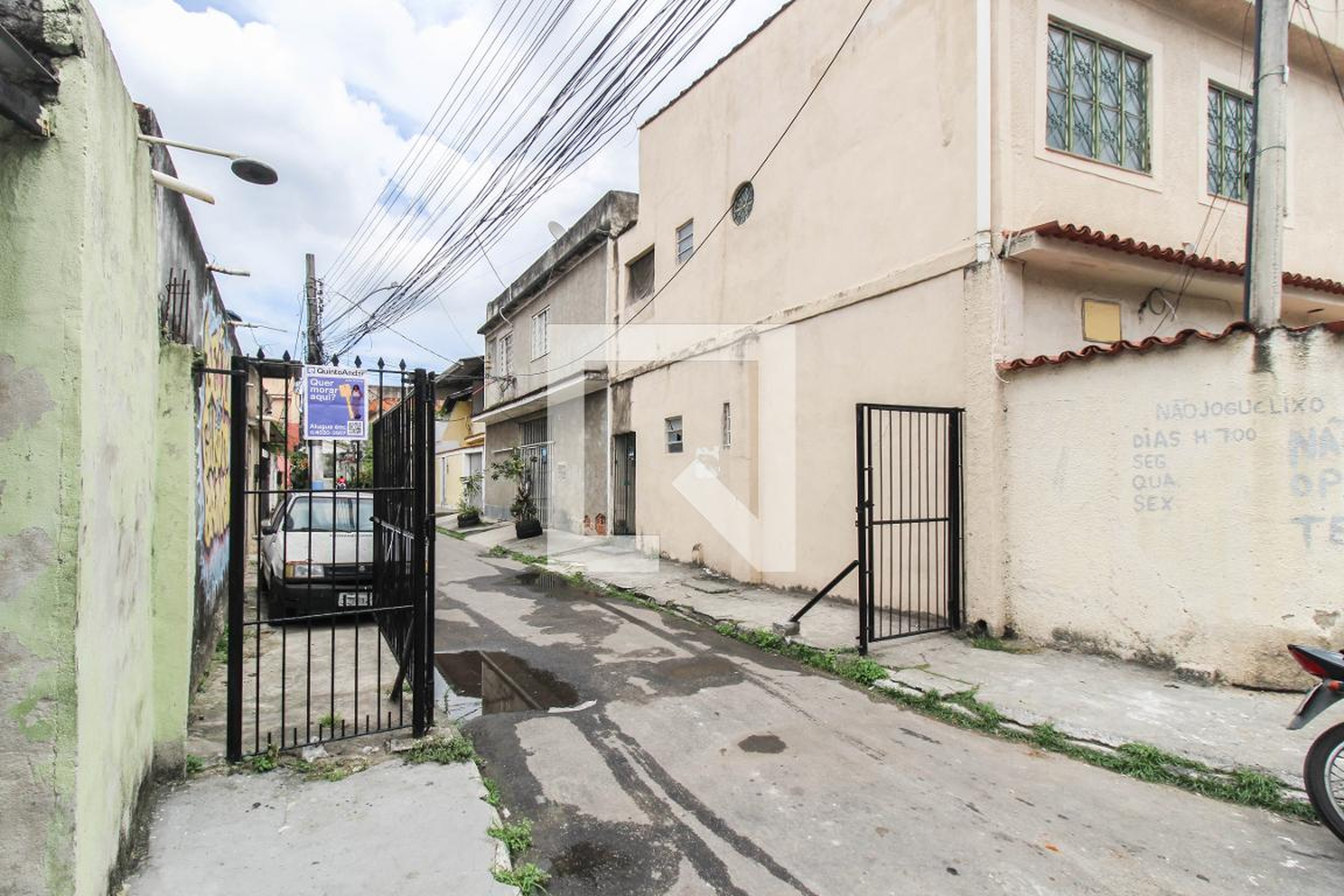 Fachada do Condomínio Condomínio em Rua Maria Inês das Graças, 2