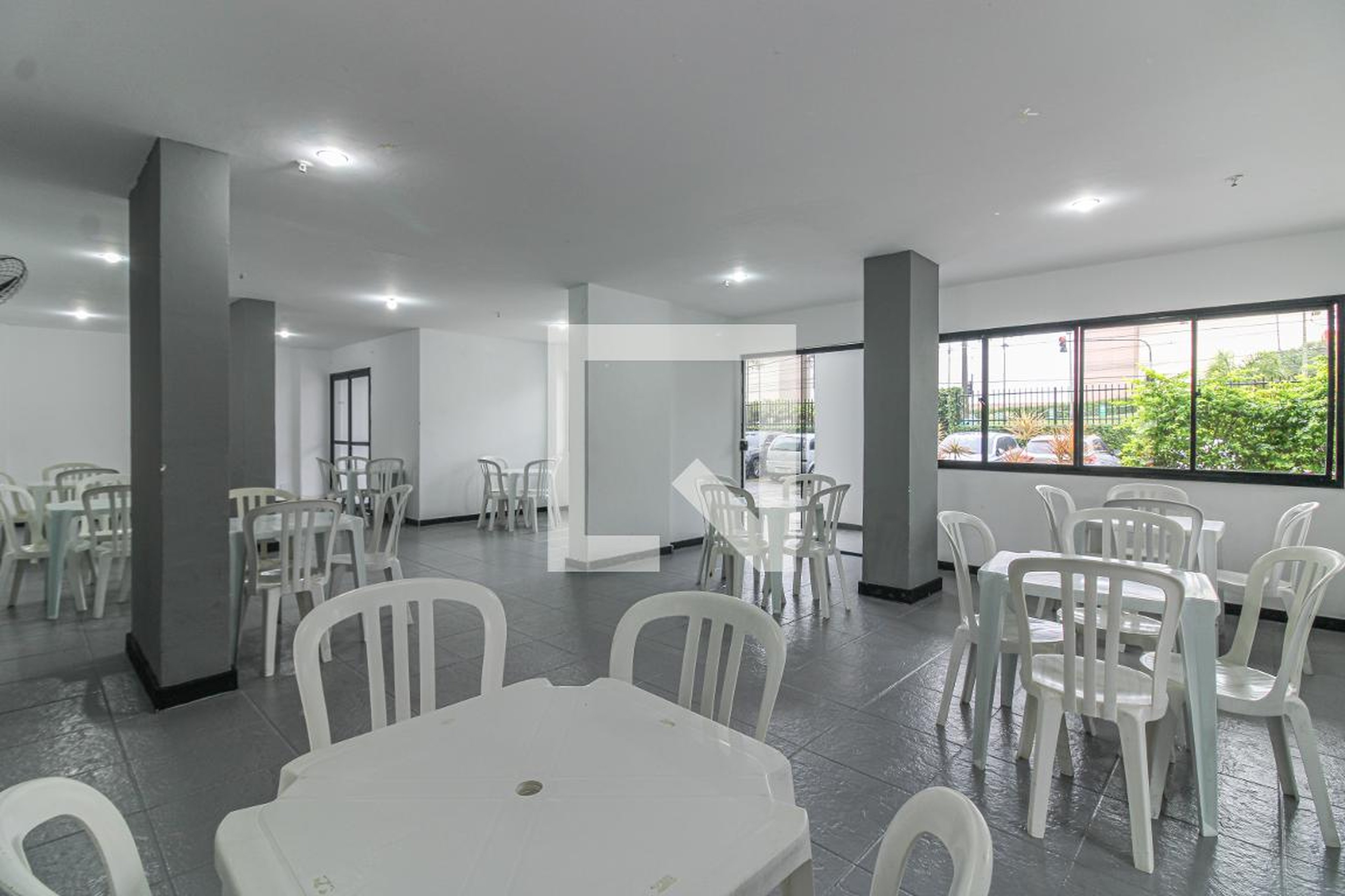 Área comum - Barra Light