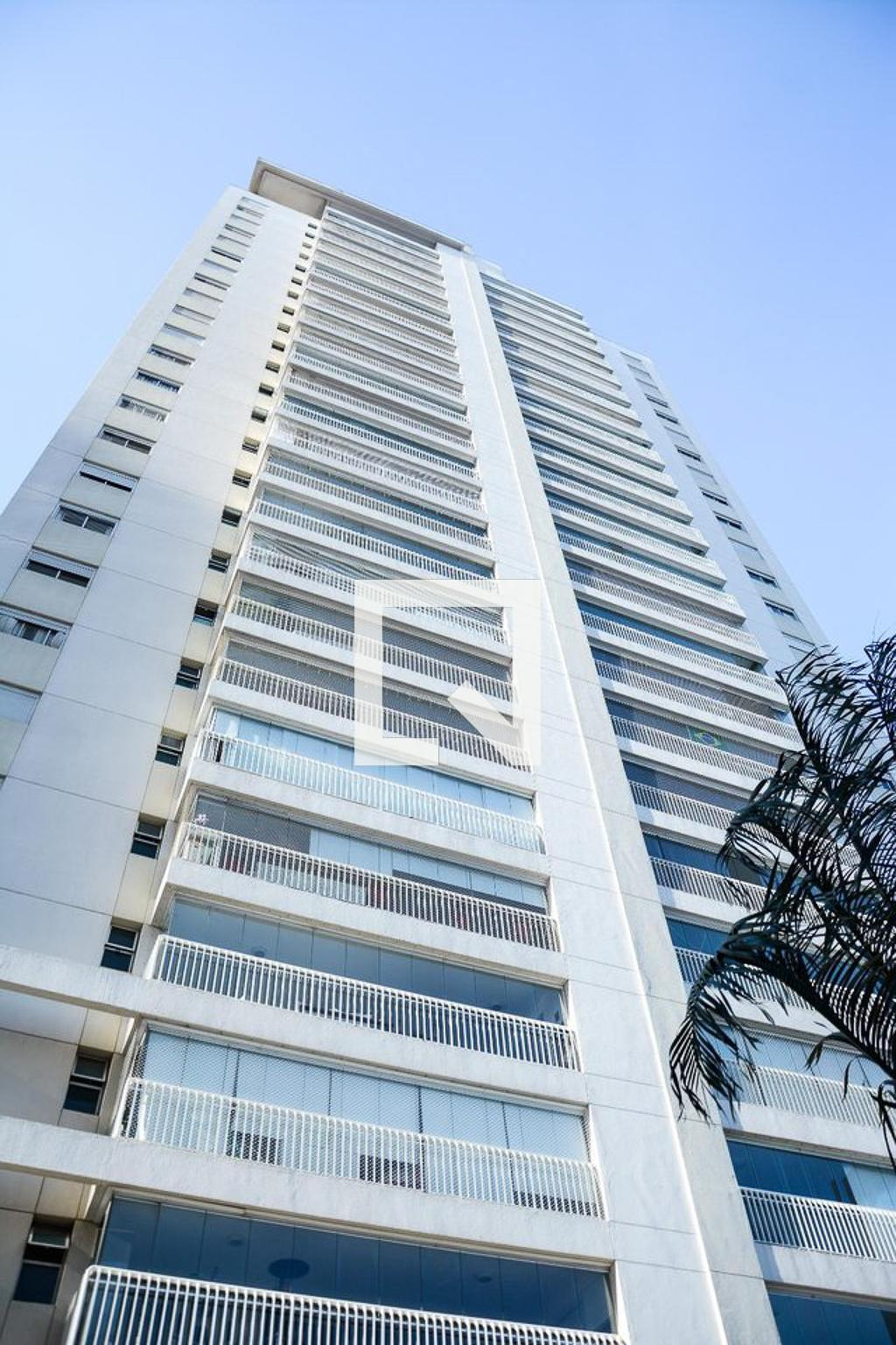 Fachada Condomínio em Rua Tagipuru, 1080