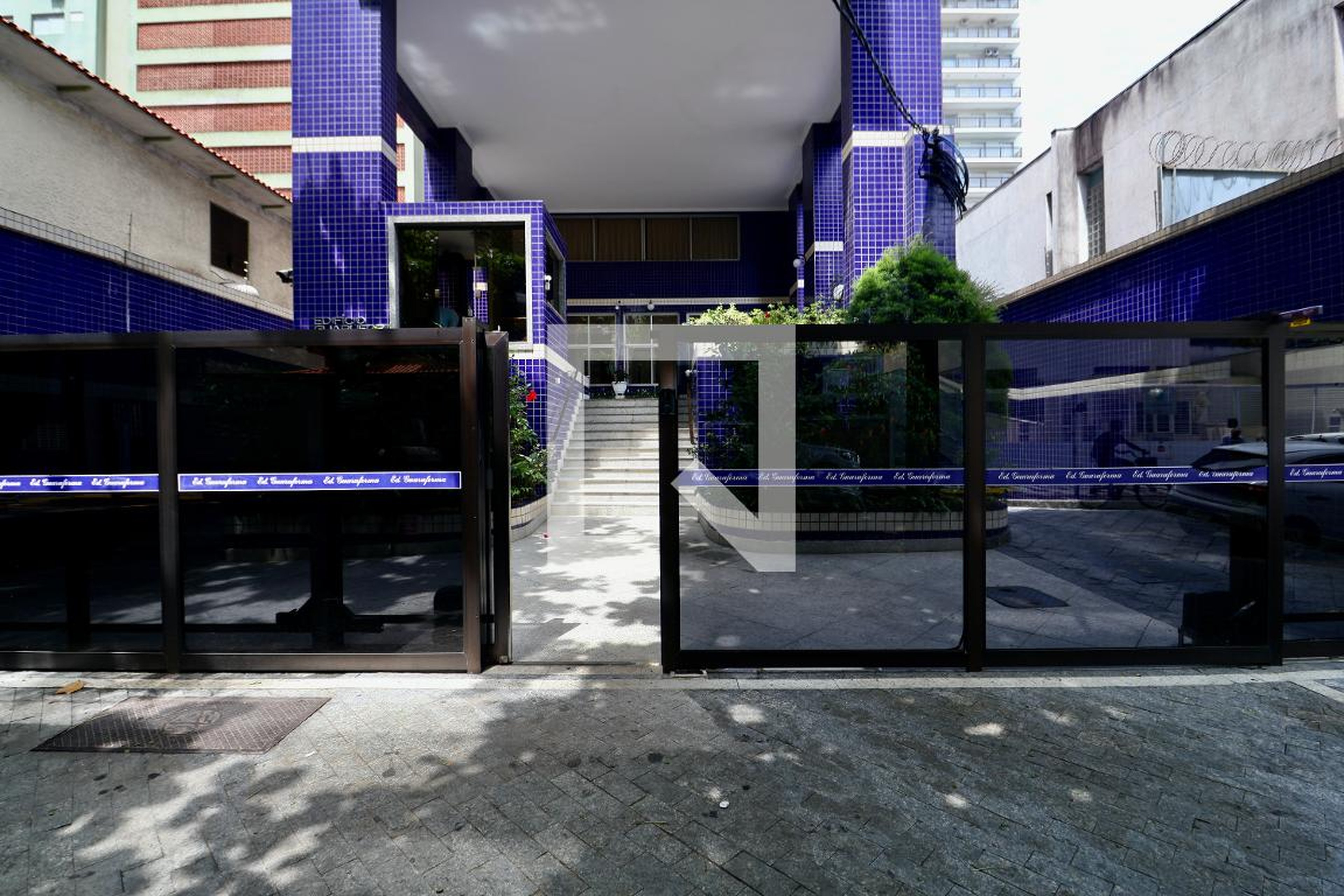 Fachada Condomínio Guaruforma