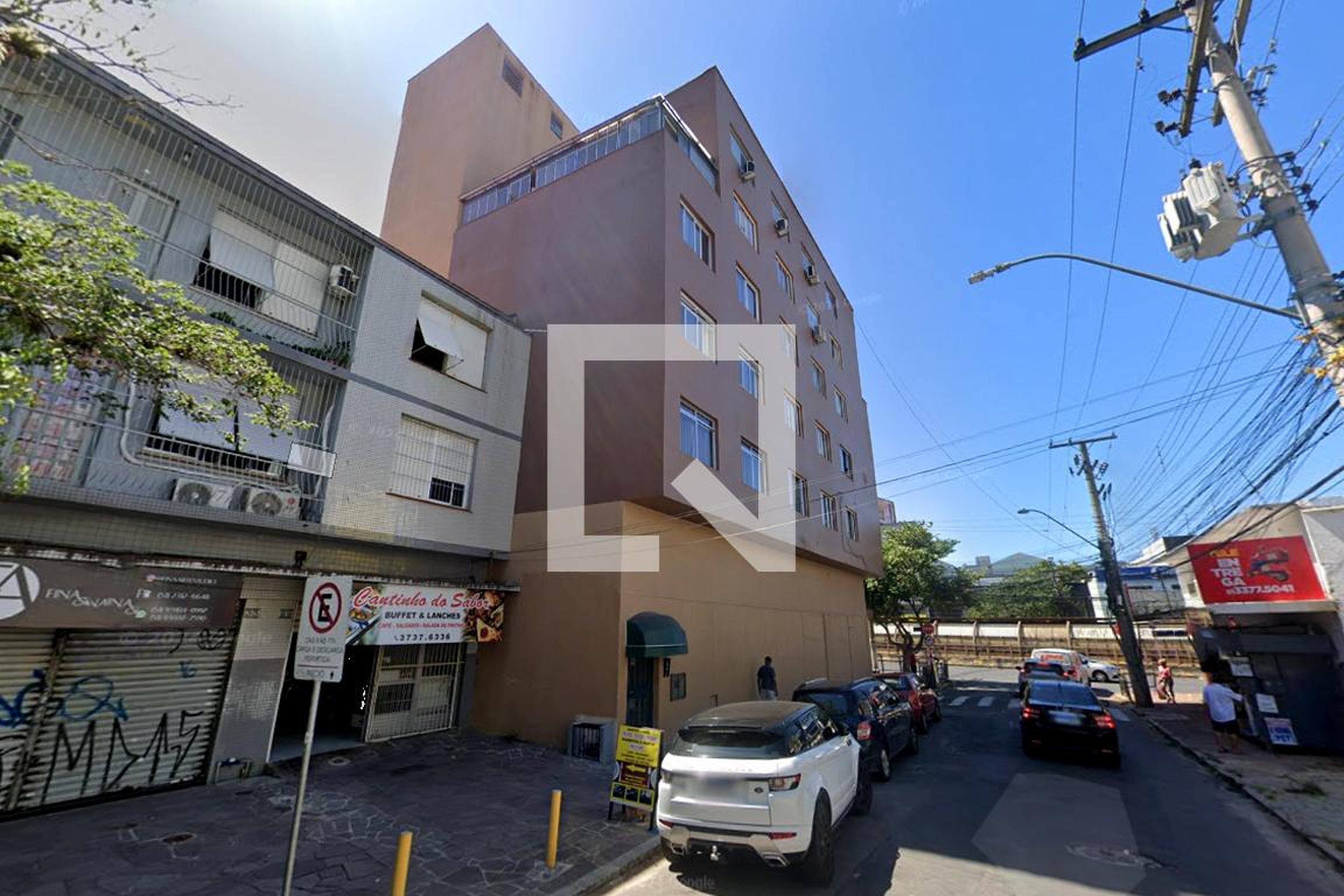 Fachada Condomínio em Rua Açores, 25