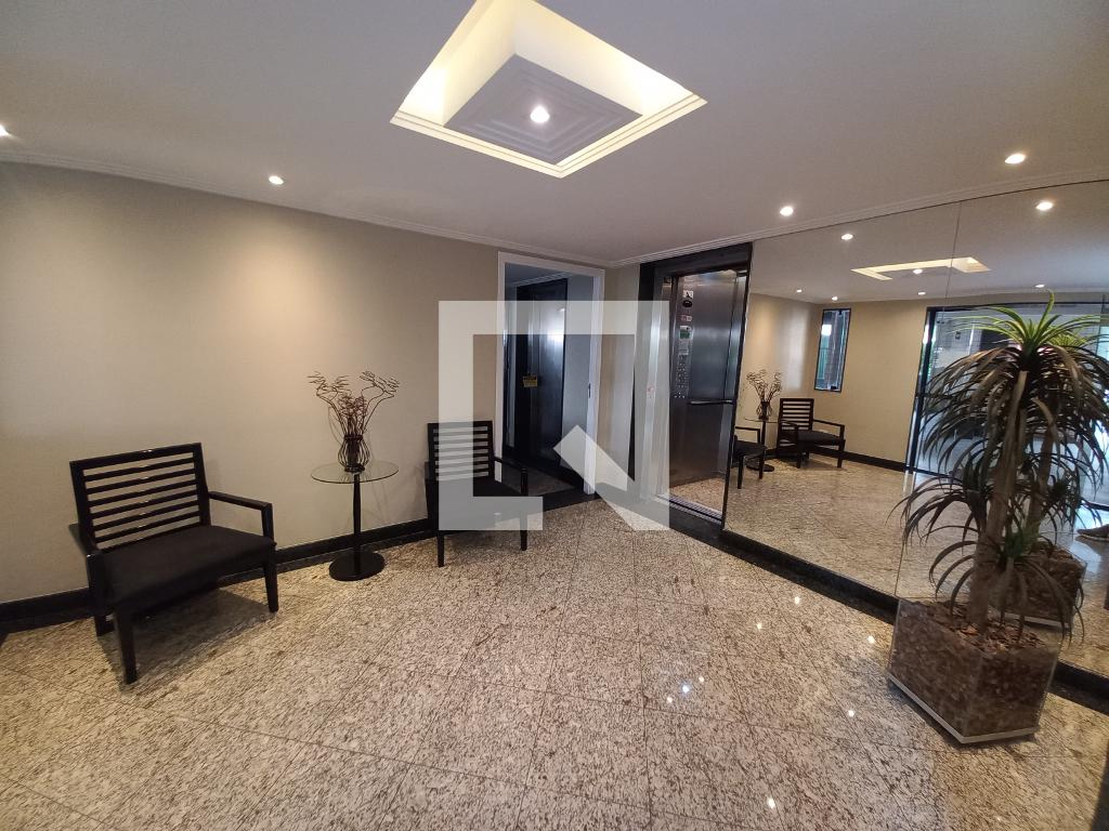 Hall de entrada - Edifício Netuno