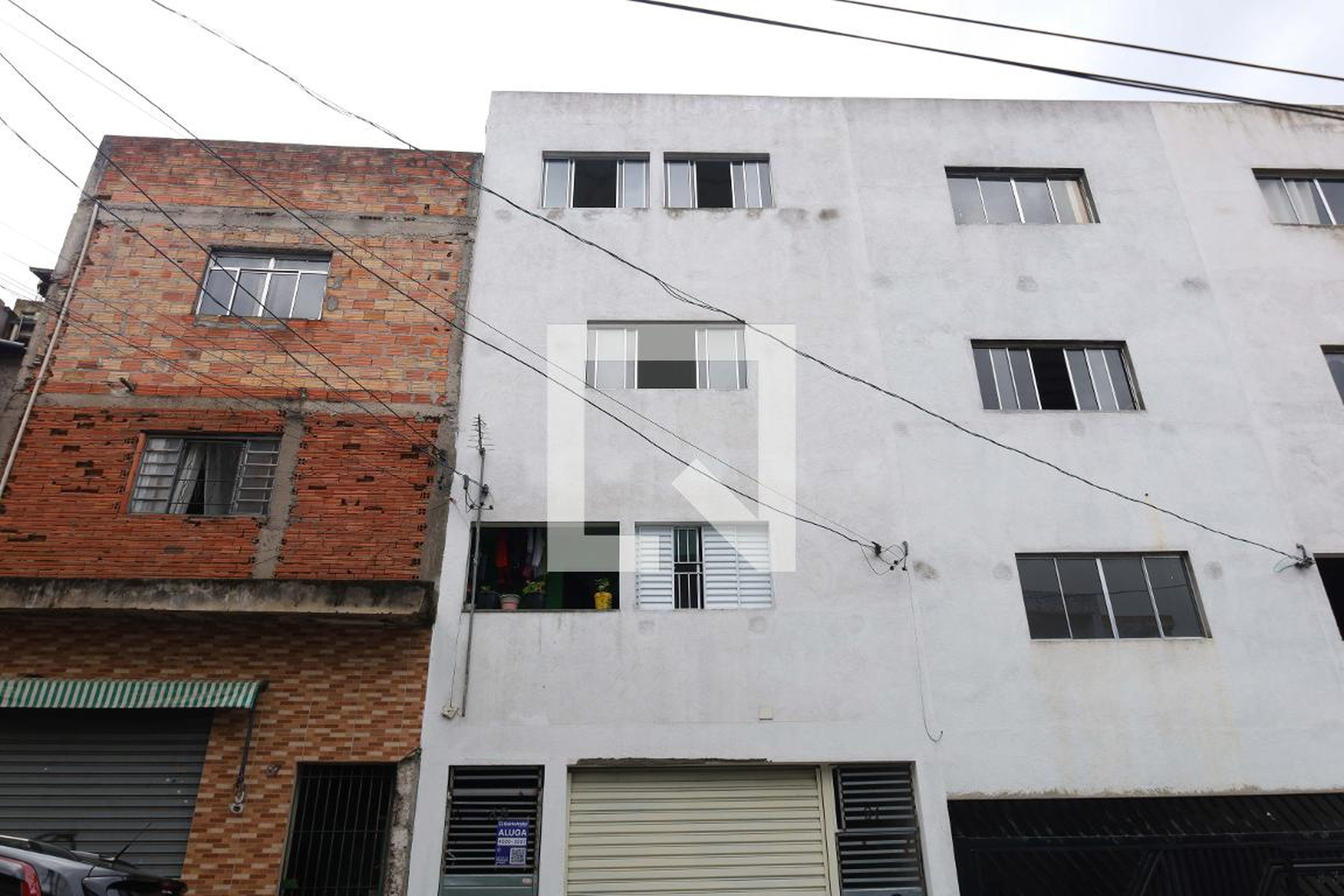 Fachada Condomínio em Rua Zenóbio Acioli, 87