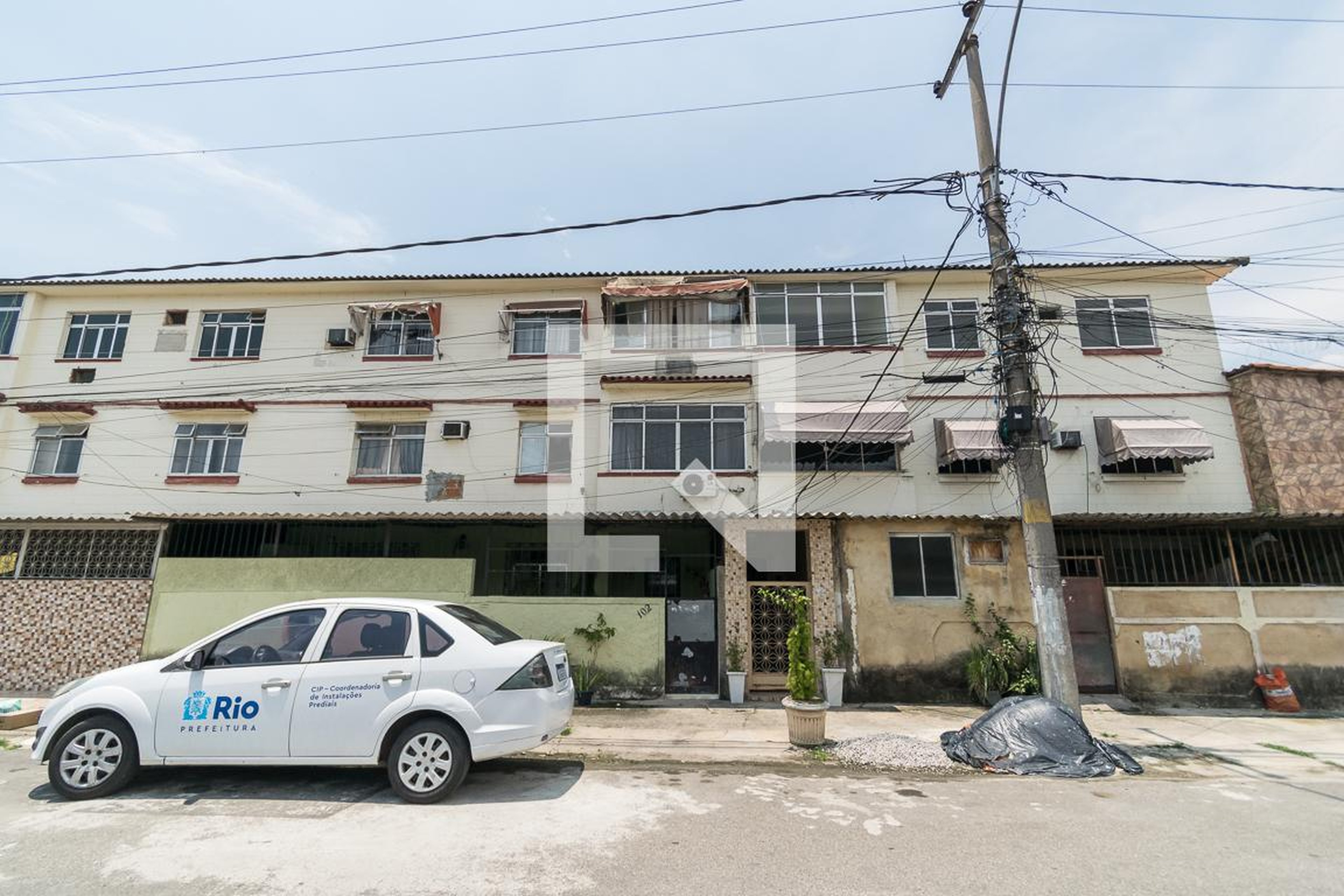 Fachada do Prédio Condomínio em Rua Canudos, 452