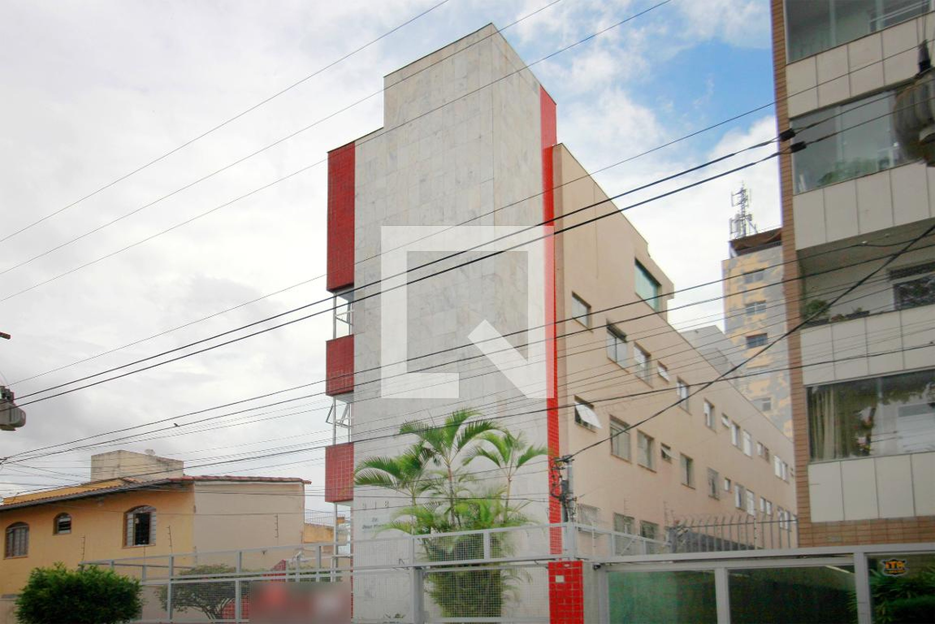Fachada Condomínio em Rua Genebra, 318