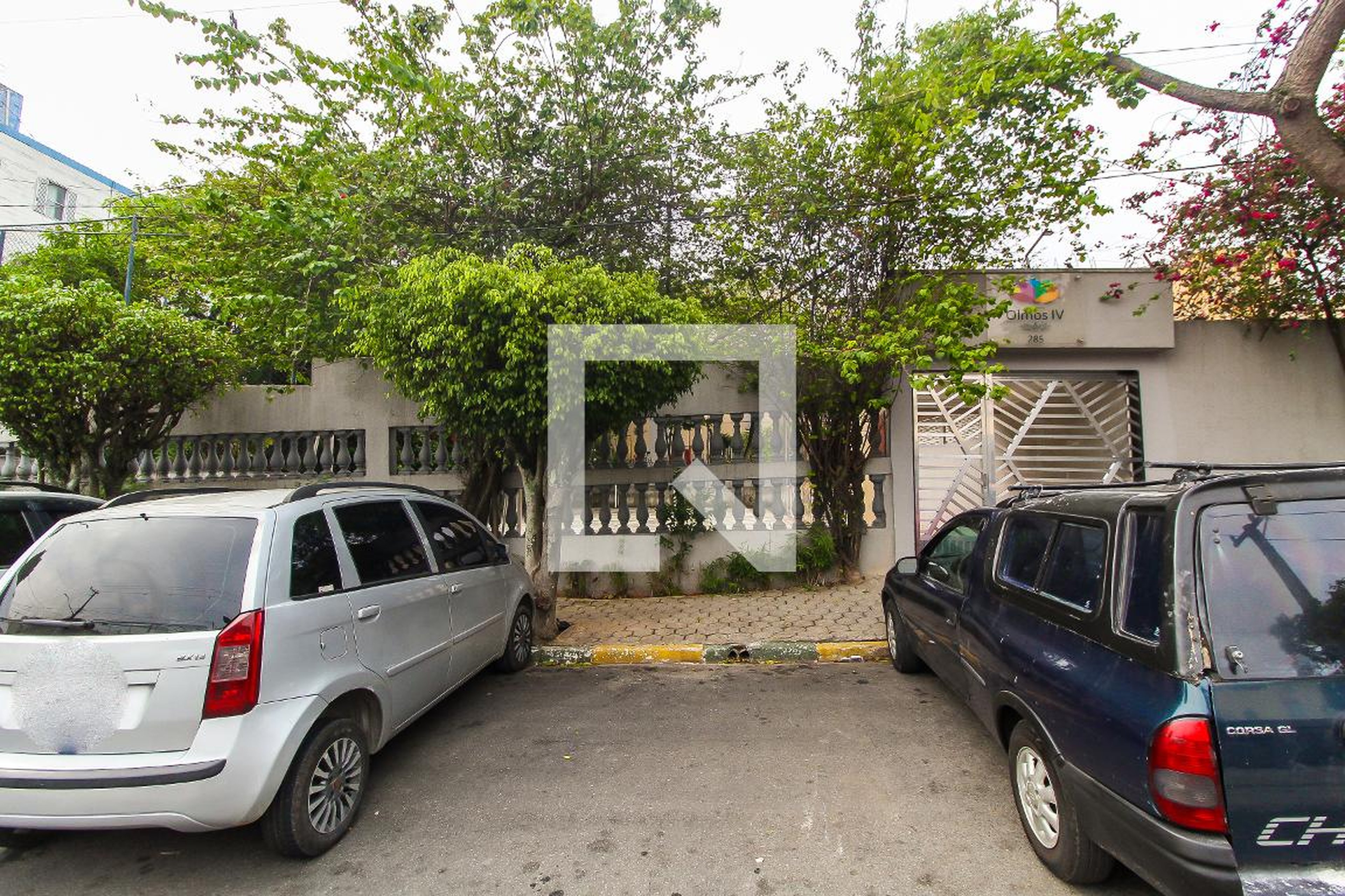 Fachada Condomínio Olmos IV