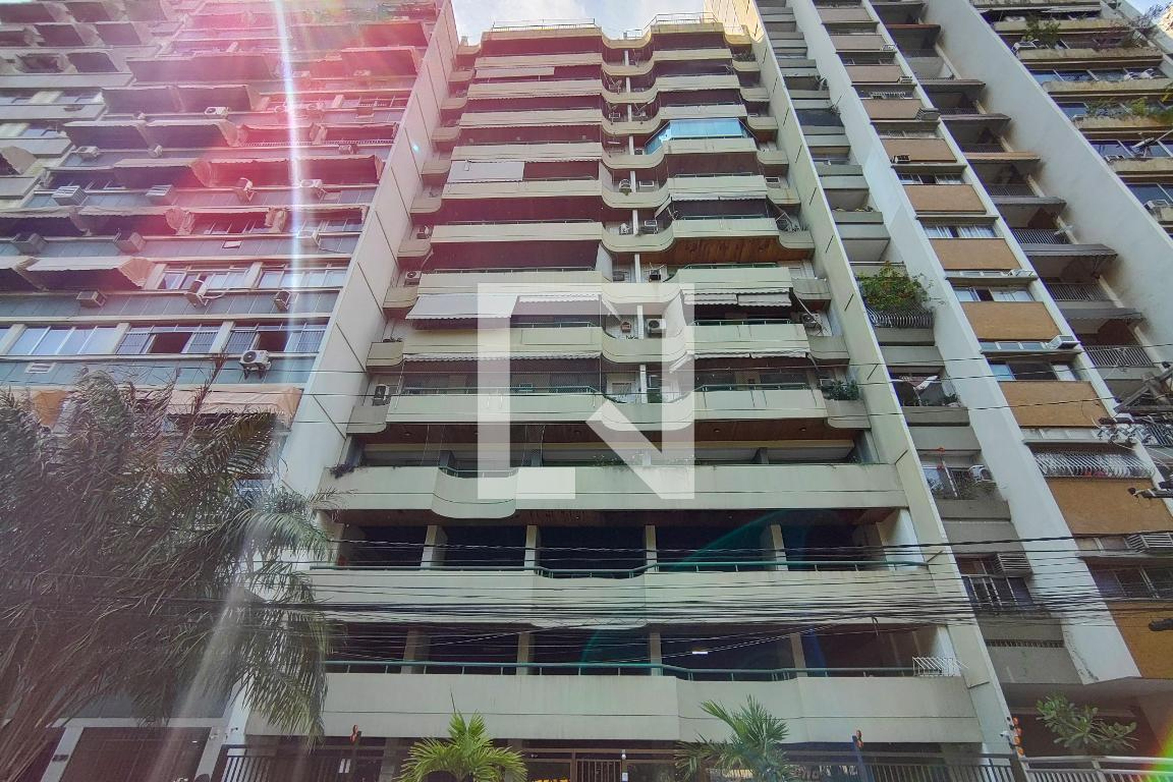 Fachada do Prédio Condomínio San Marino