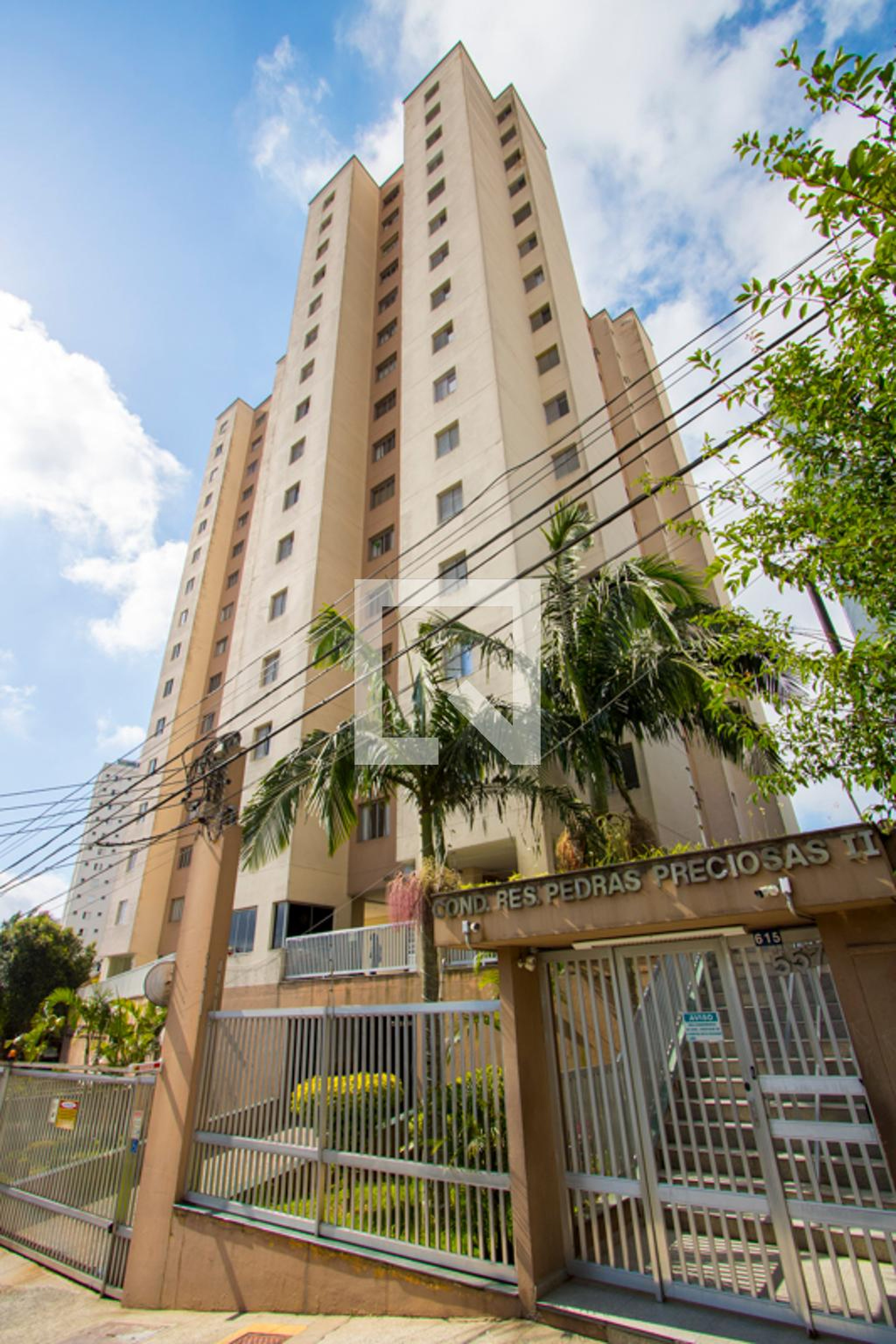 Fachada do condomínio Residencial Pedras Preciosas II