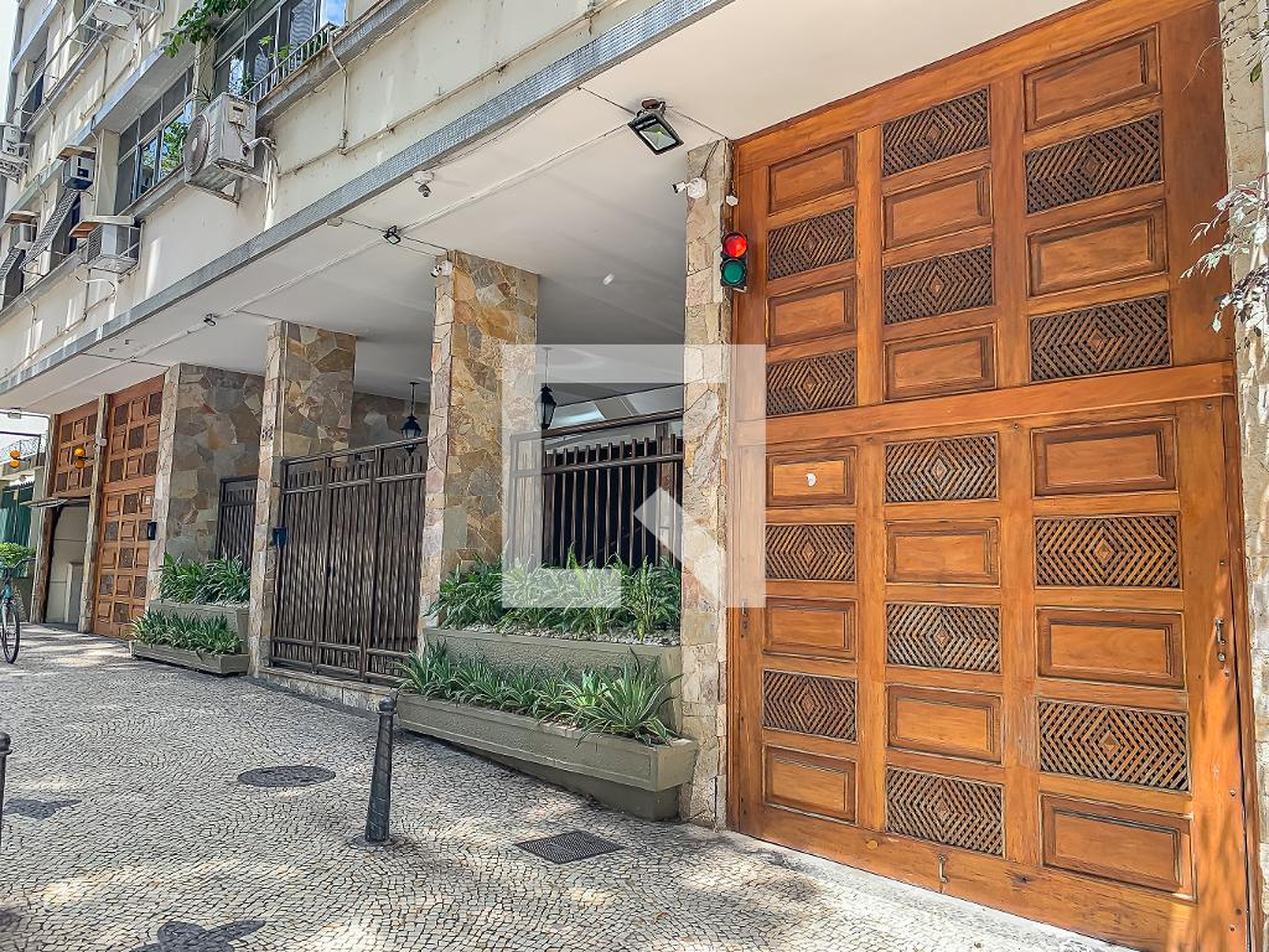 Fachada Edifício Magoari