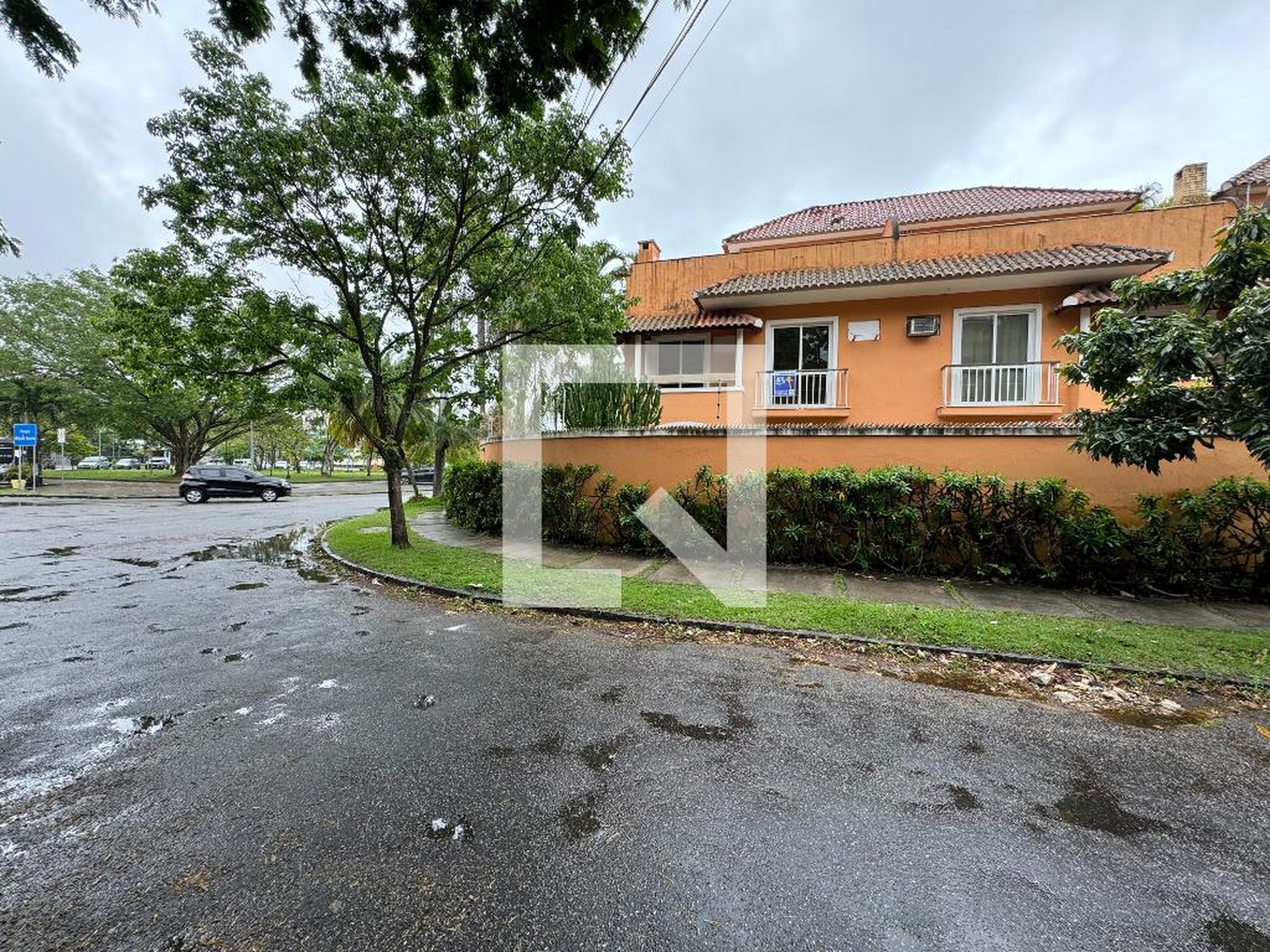 Fachada Condomínio Colonial