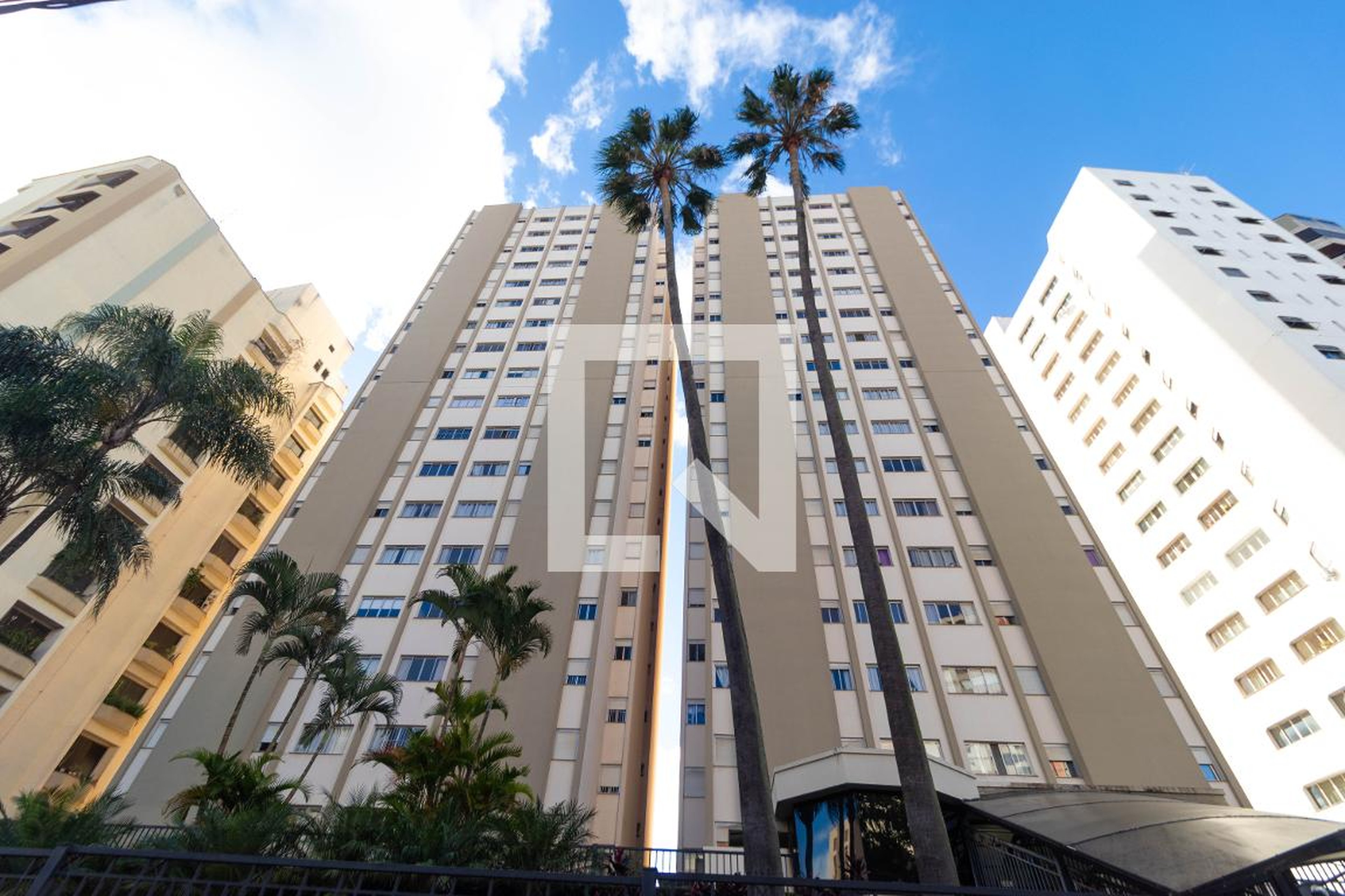 Fachada Condomínio Vila Romana