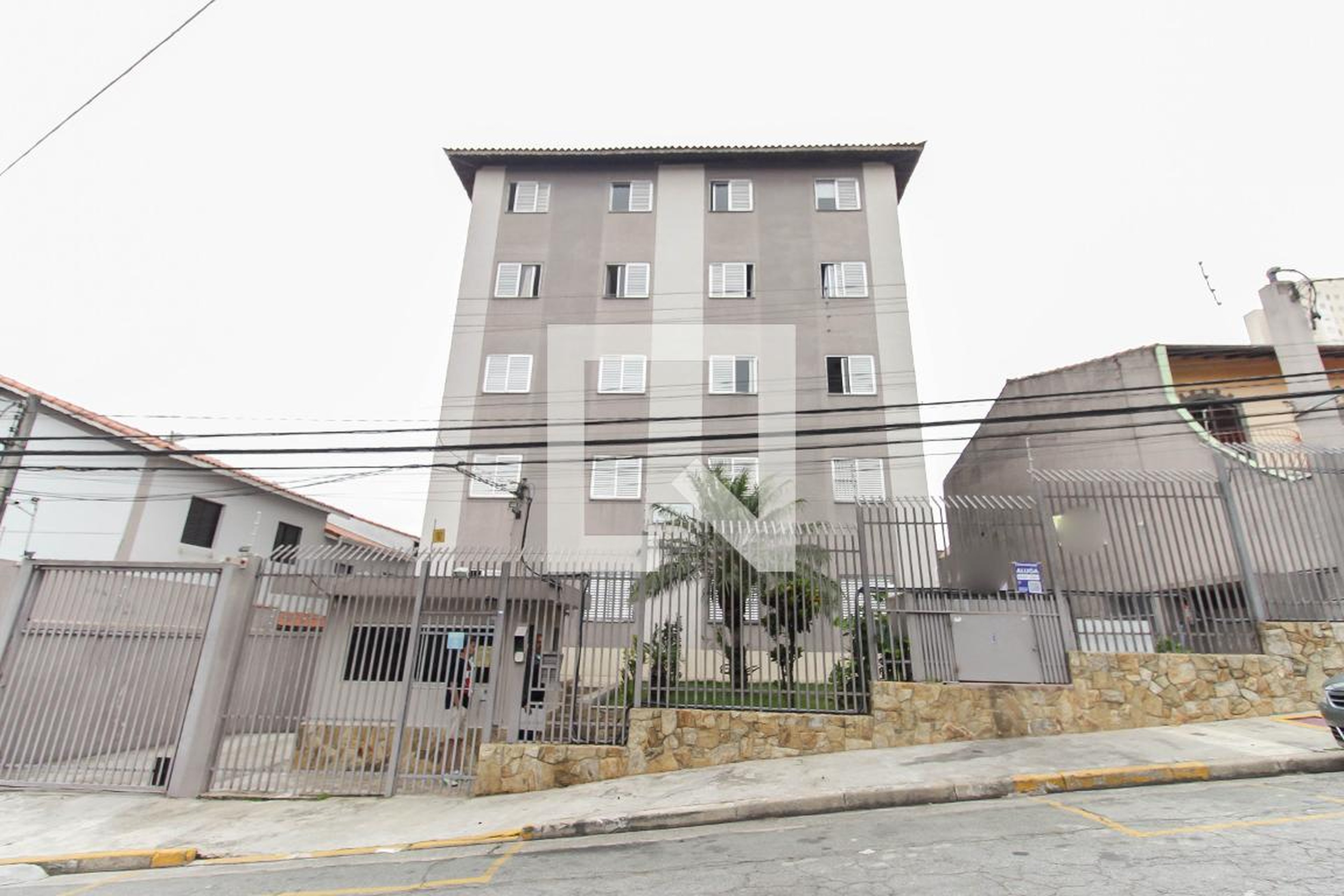 Fachada do Prédio Condomínio em Rua Isabel Redentora, 176