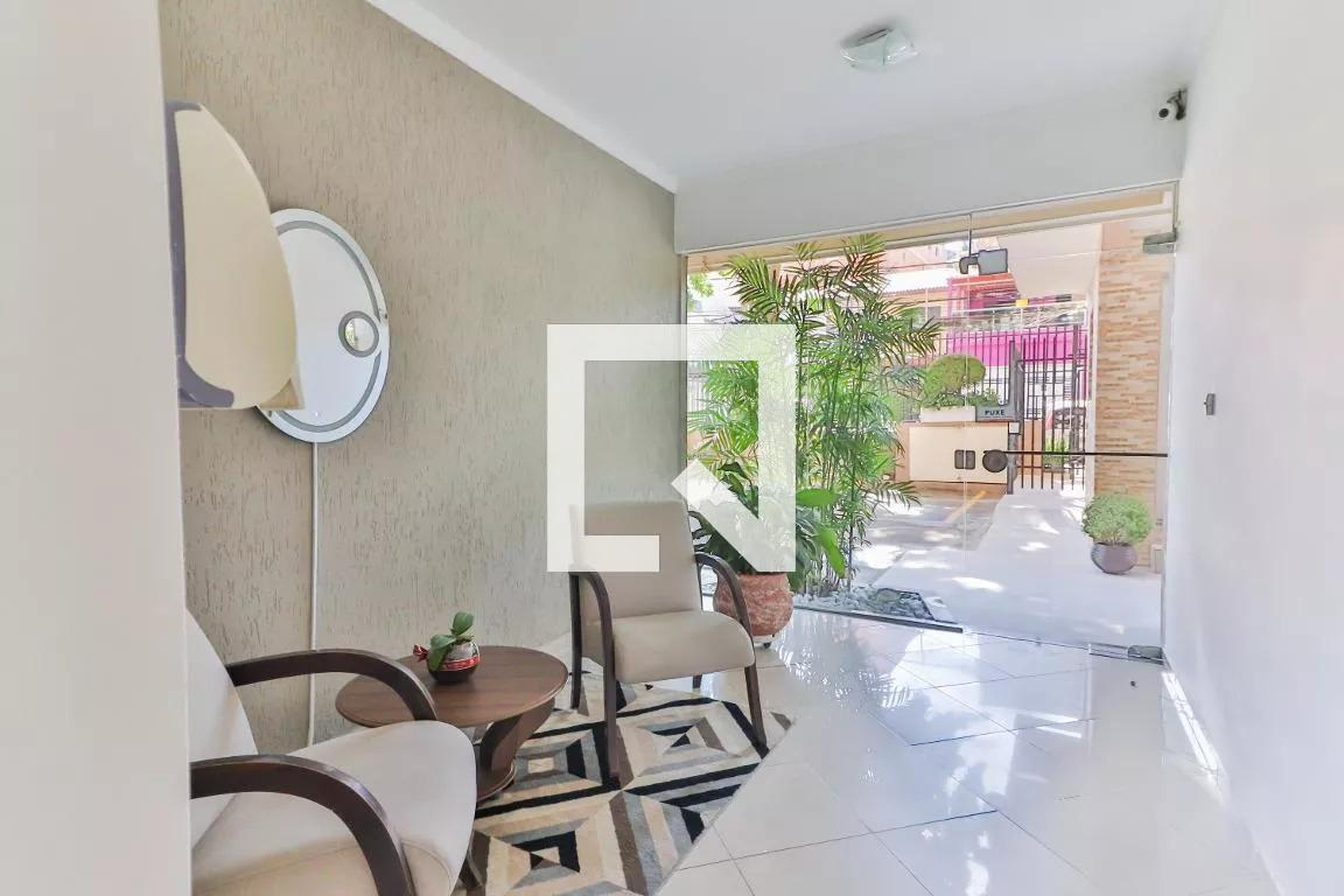 Hall de entrada - Antigua