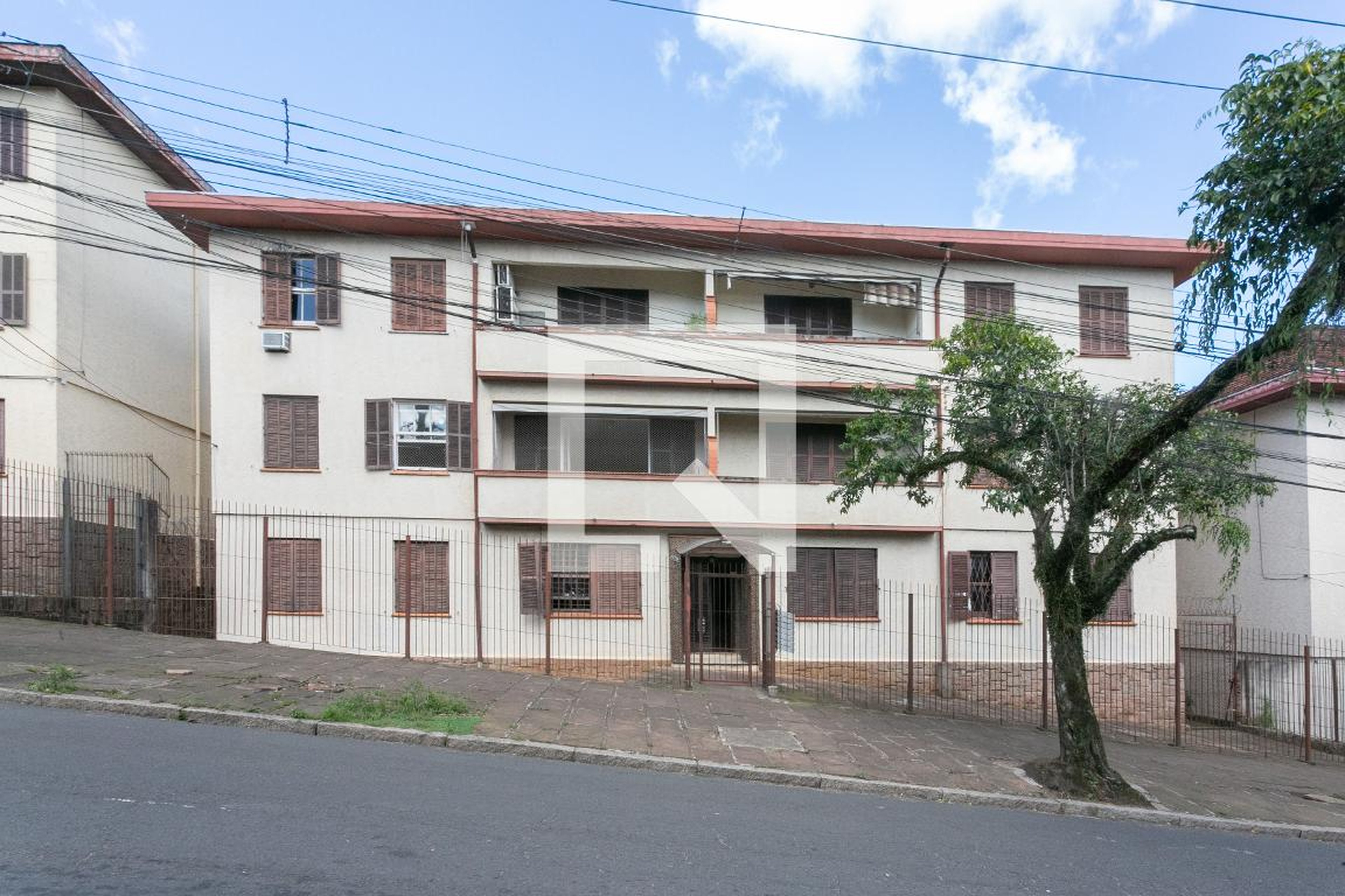 Fachada do Prédio Condomínio em Rua Barão do Amazonas, 626