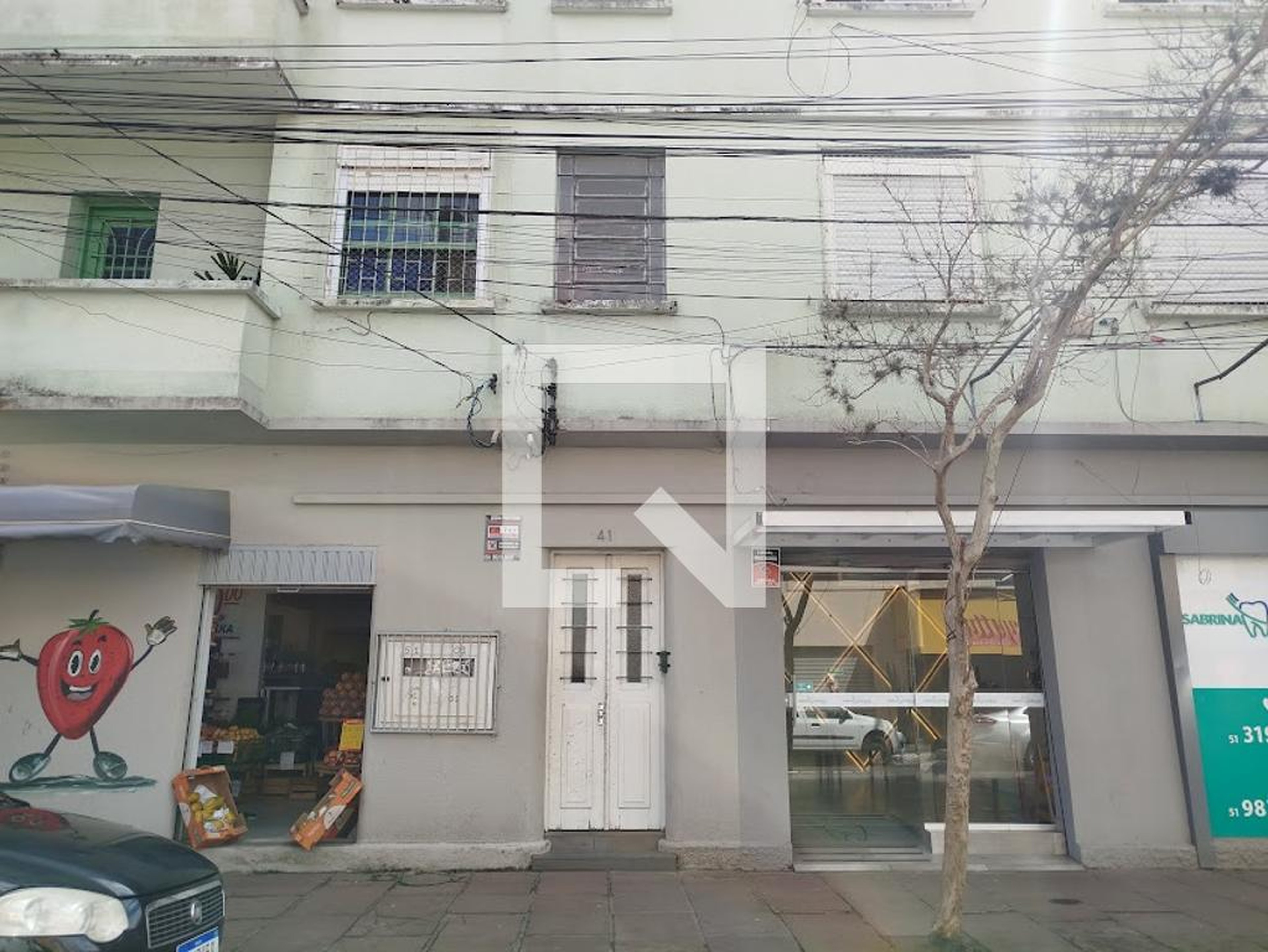 Fachada Condomínio em Rua São Caetano, 41