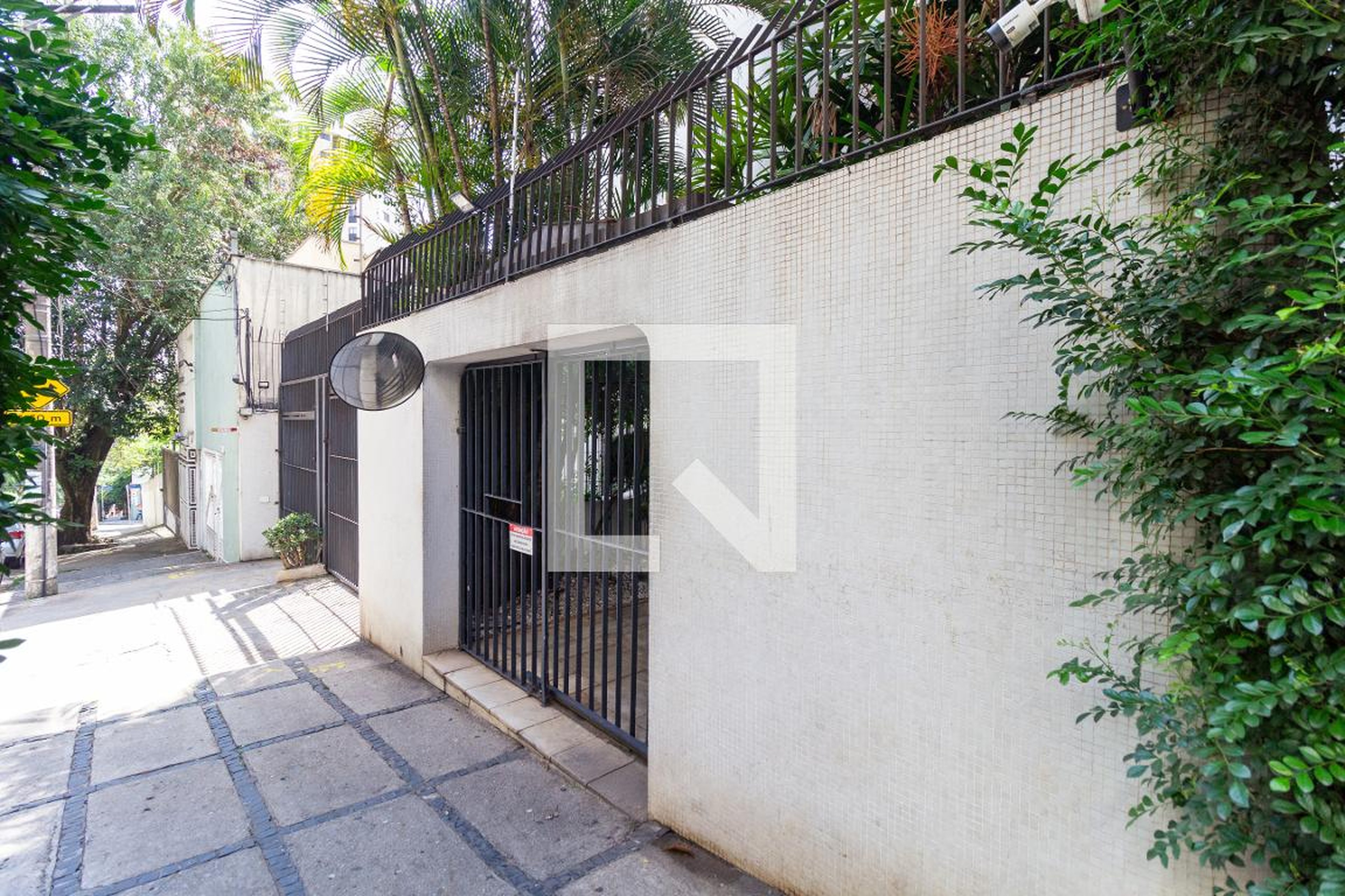 Fachada Edifício Alesandra e Christiana