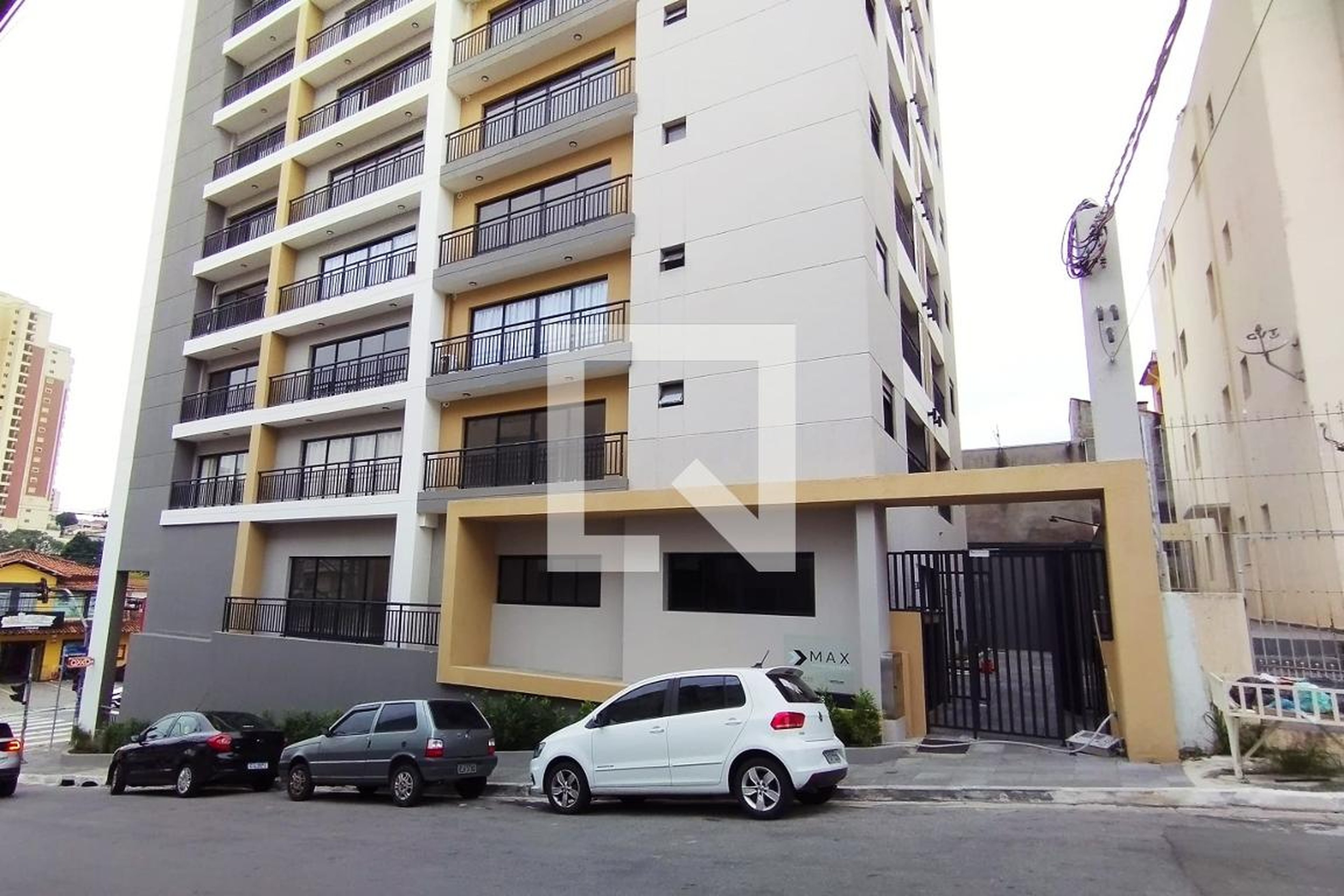 Fachada Condomínio em Rua Pedro Madureira, 598