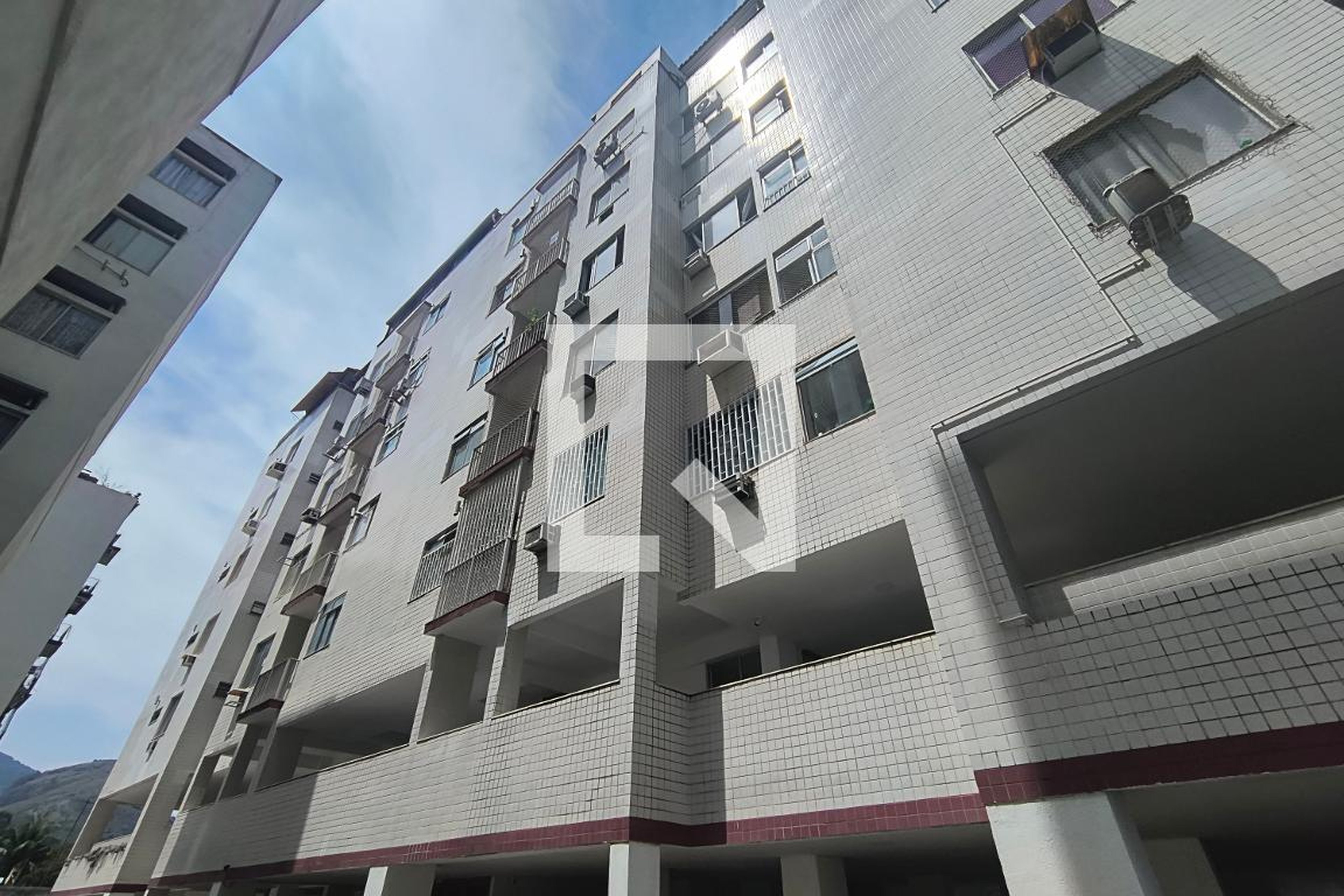 Fachada do Prédio Edifício Serra Azul