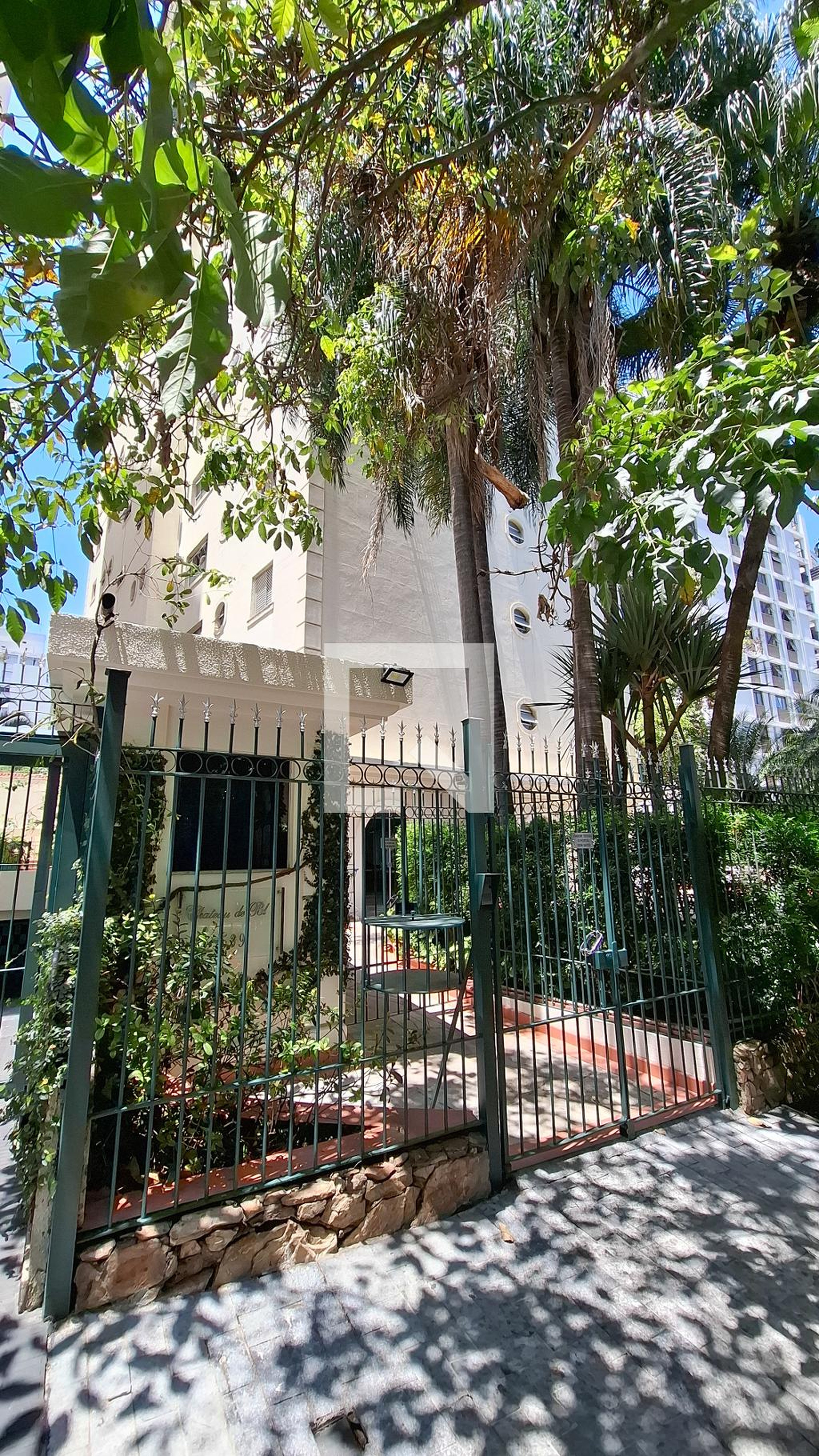 Fachada do Prédio Edifício Chateau Du Blois